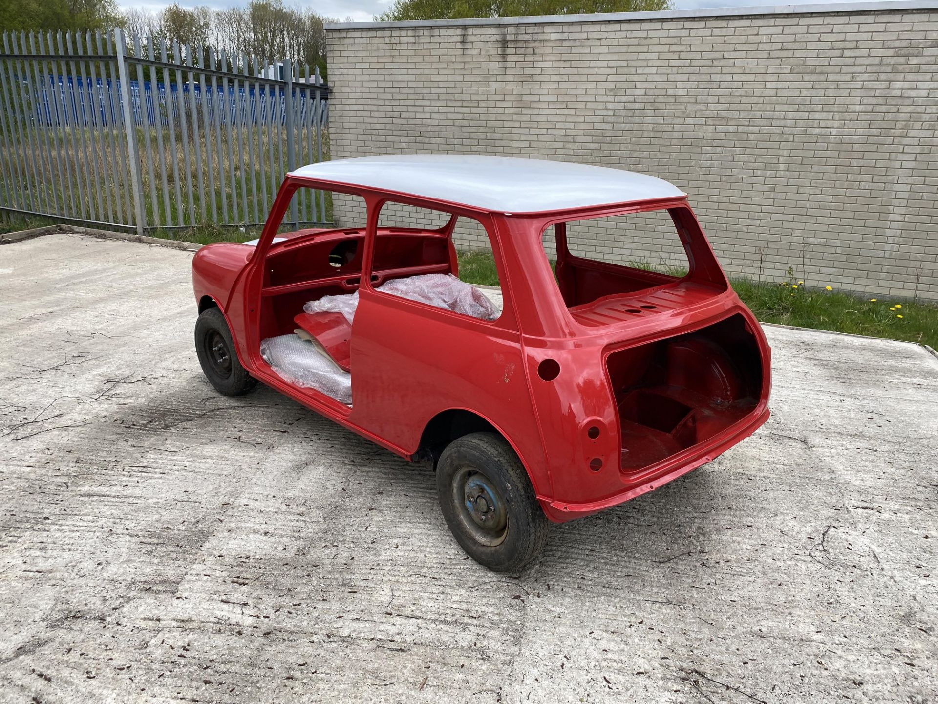 Mini Rolling Shell 1967 - Image 10 of 19