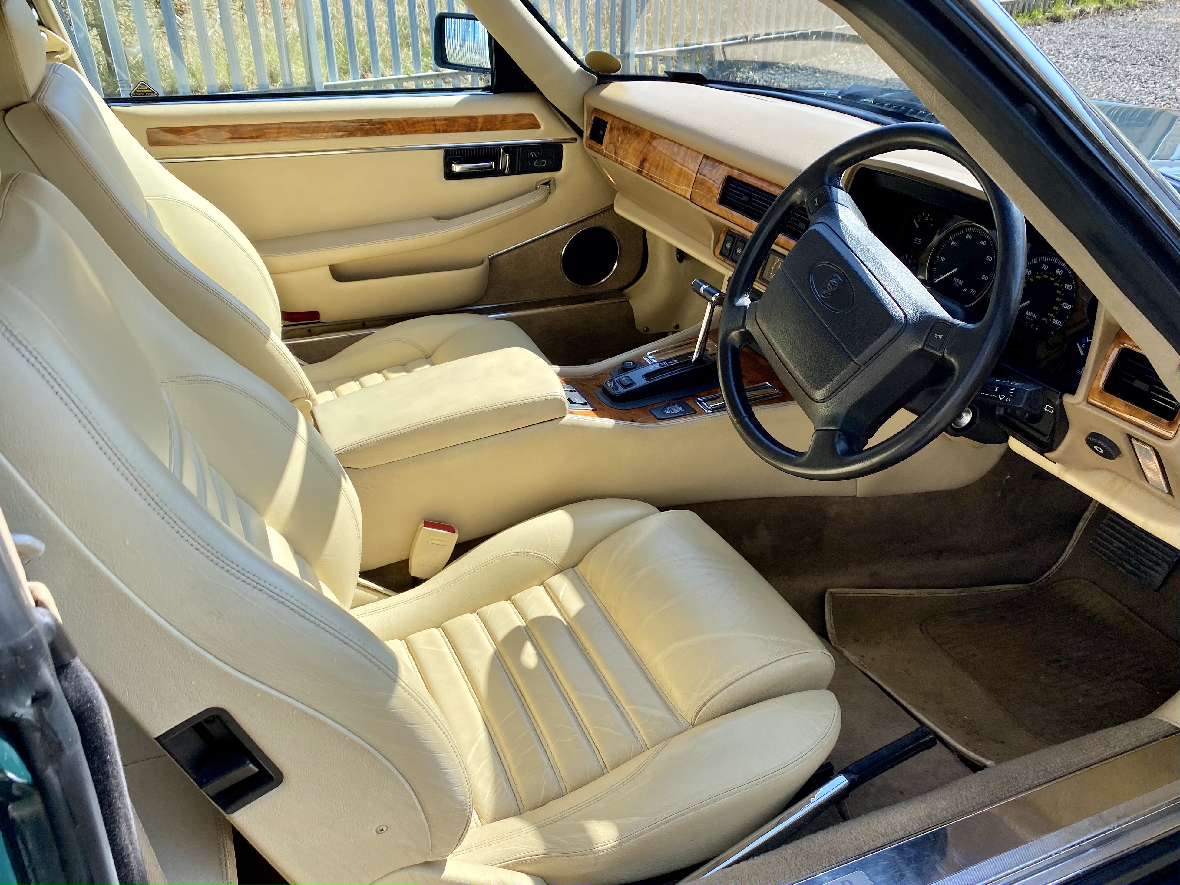 Jaguar XJS 4.0 Coupe - Image 45 of 64
