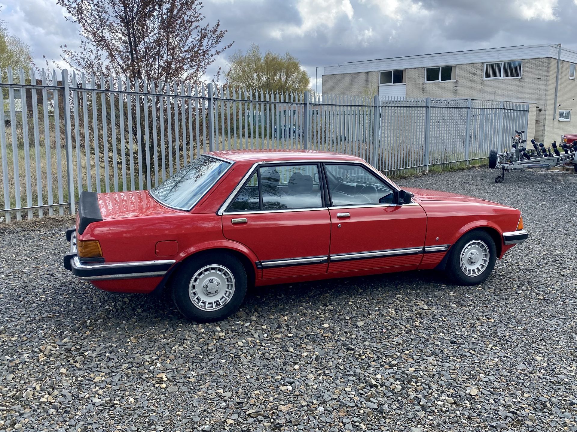 Ford Granada Ghia 3.0 - Image 20 of 51