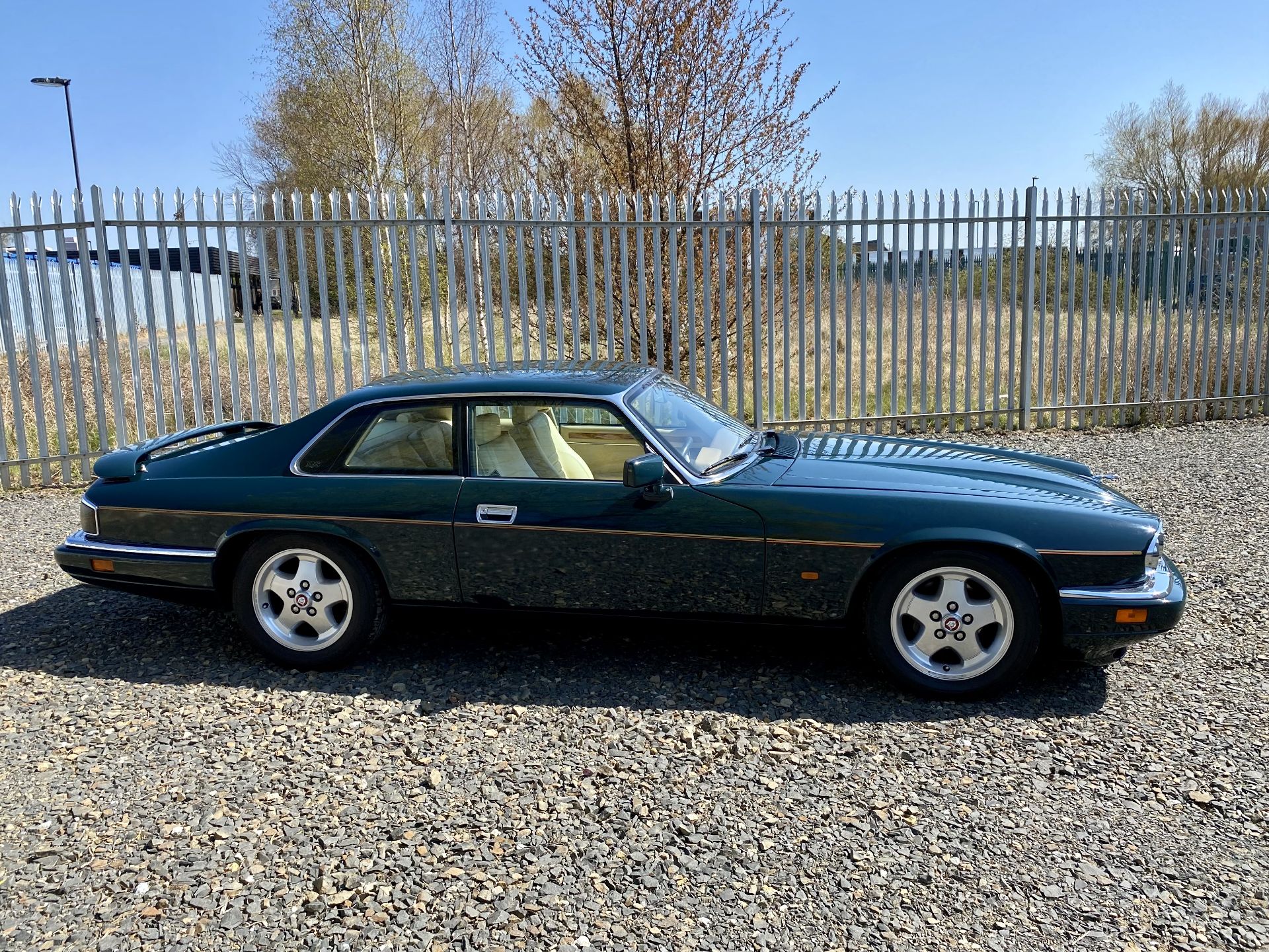 Jaguar XJS coupe - Image 3 of 64