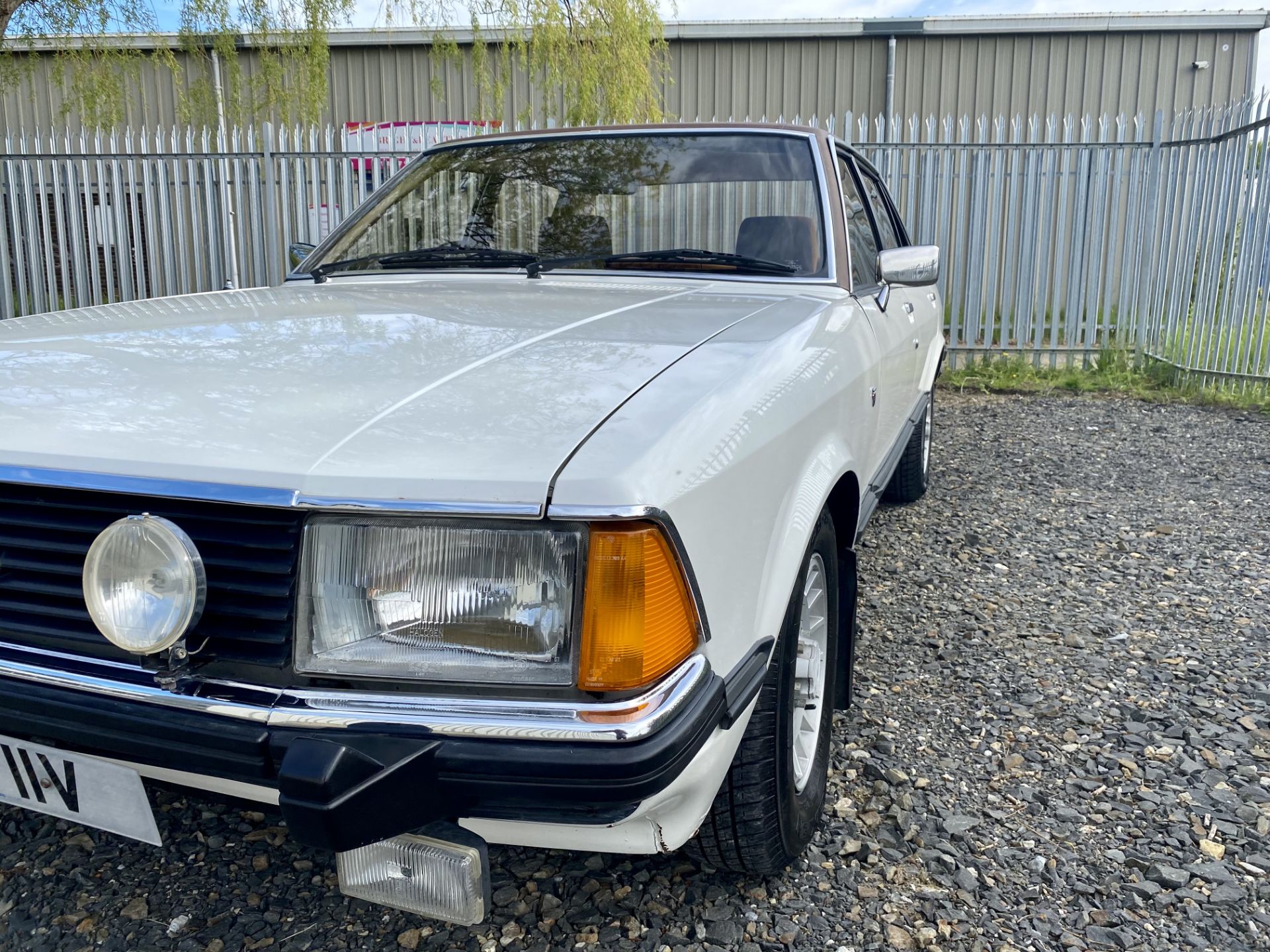 Ford Granada Ghia - Image 31 of 50