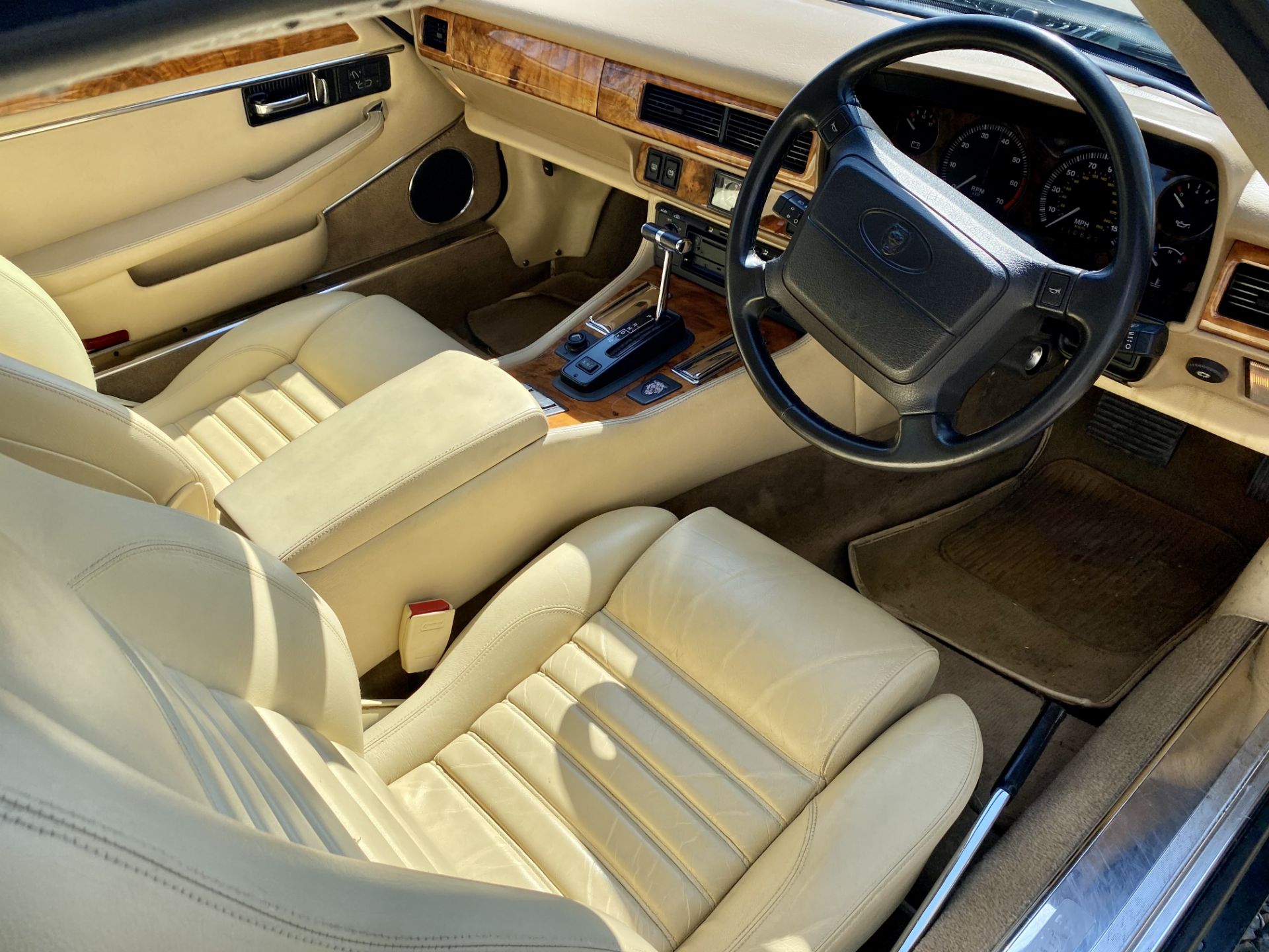 Jaguar XJS coupe - Image 47 of 64