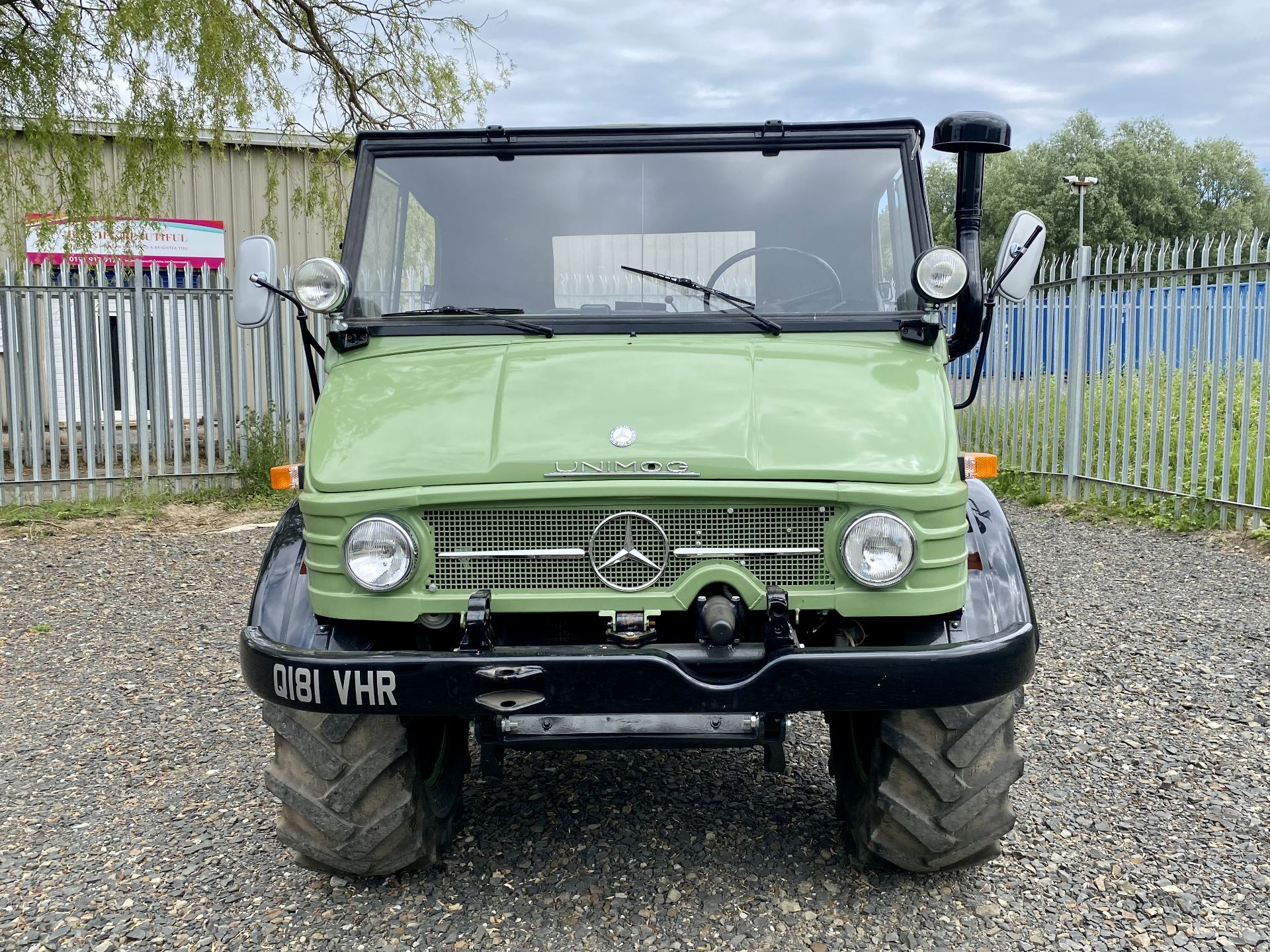 Mercedes Unimog - Image 16 of 33