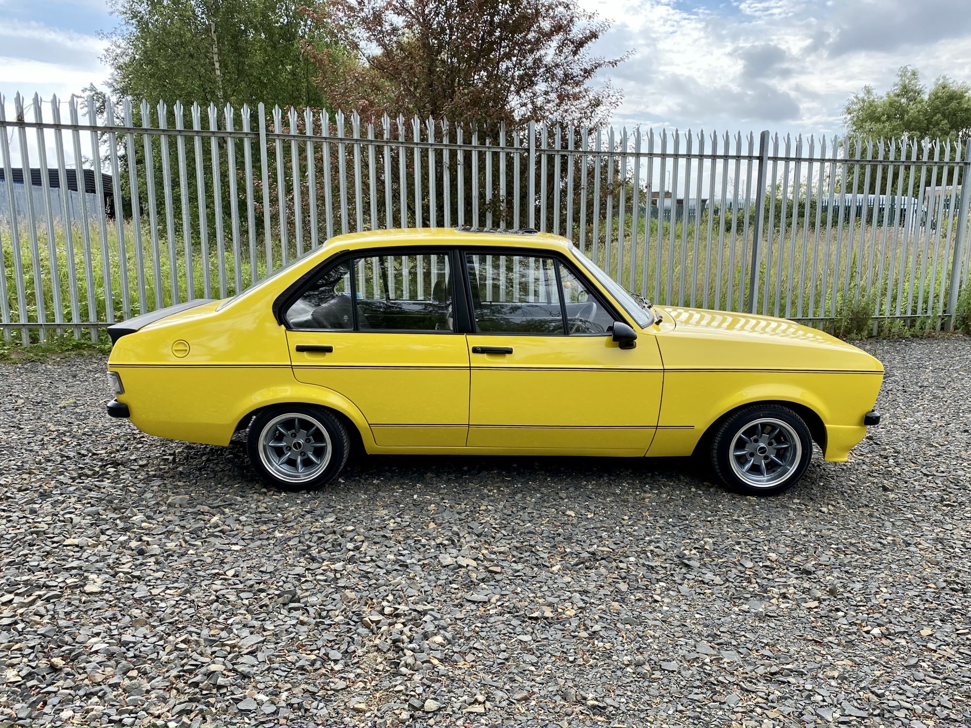 Ford Escort MK2 - Image 4 of 58