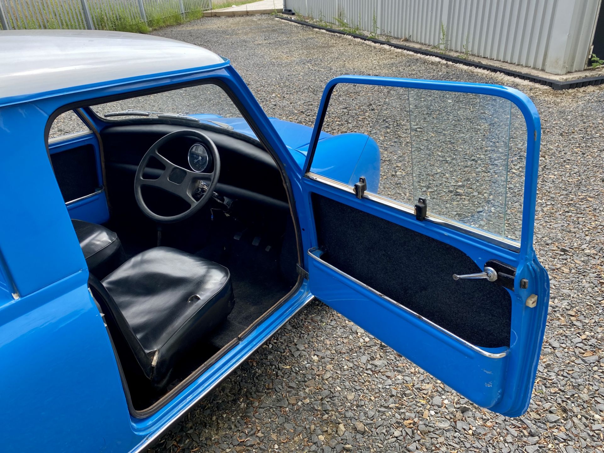 Mini Pickup MK1 - Image 32 of 43