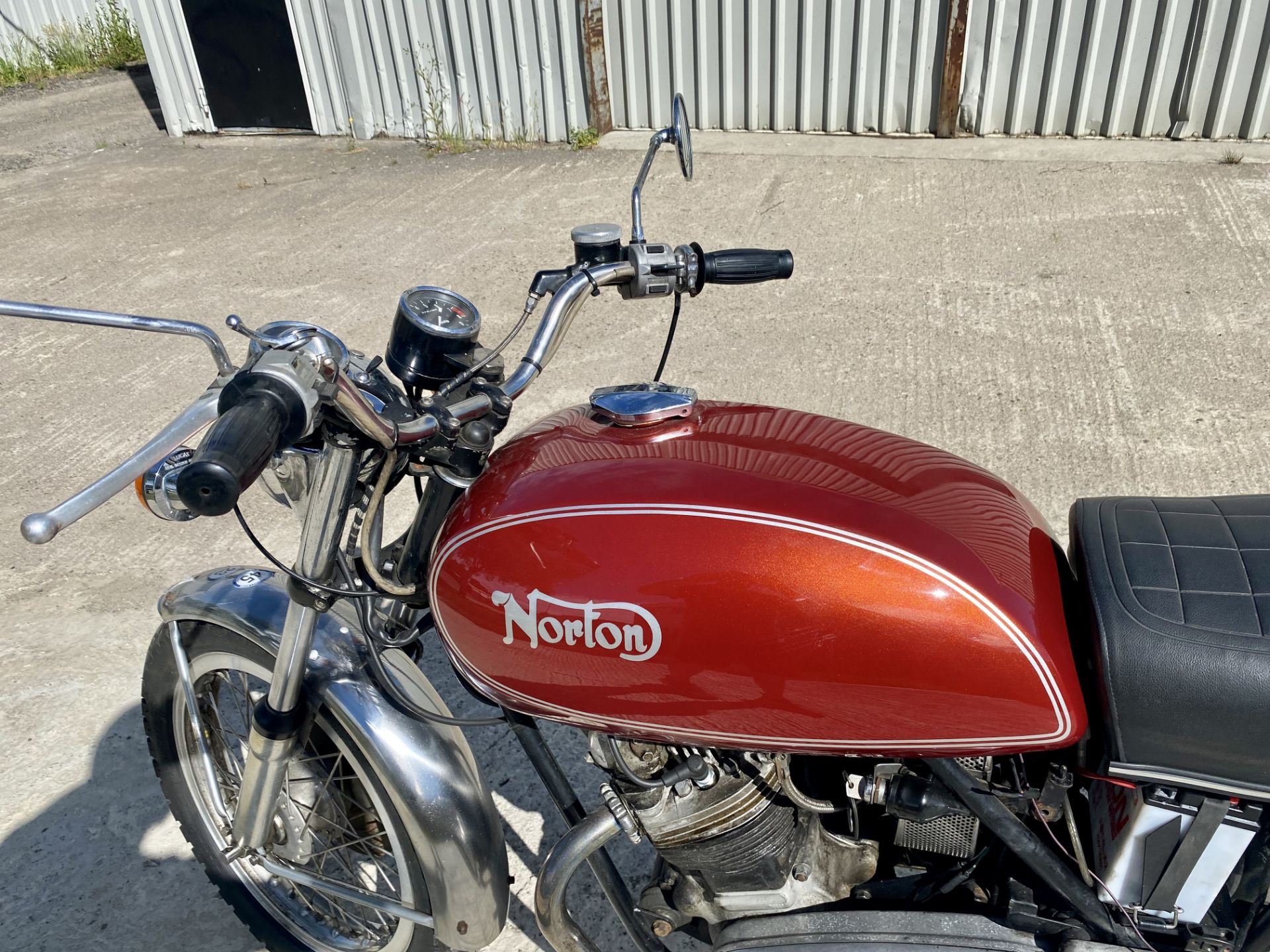 Norton Commando 850 - Image 15 of 25