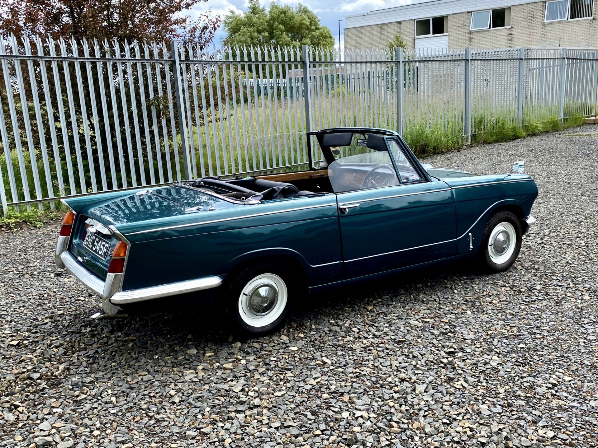 Triumph Vitesse - Image 11 of 45