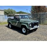 Land Rover Defender 110