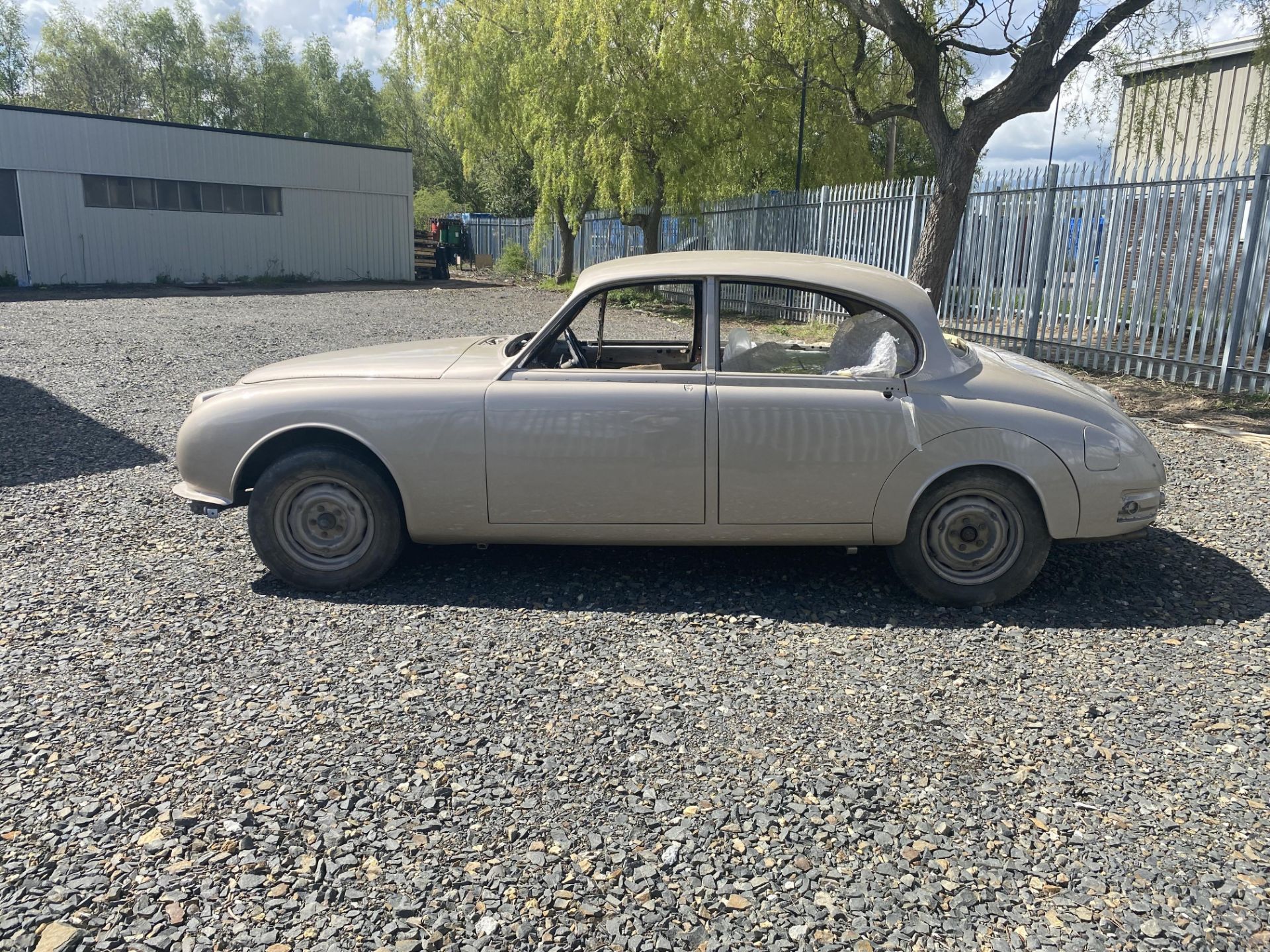 Daimler 250 Saloon - Image 10 of 20