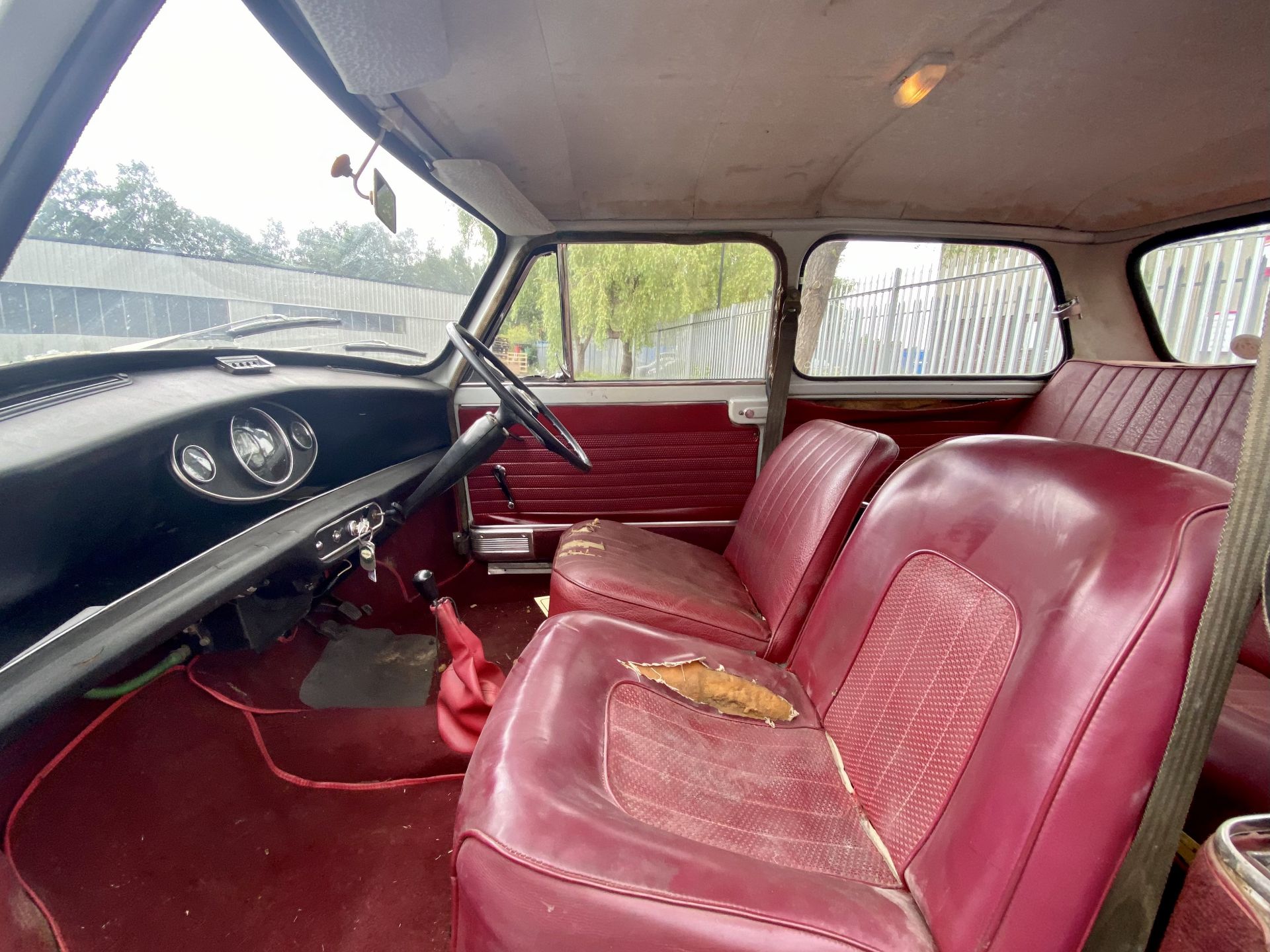 Wolseley 1000 - Image 36 of 49