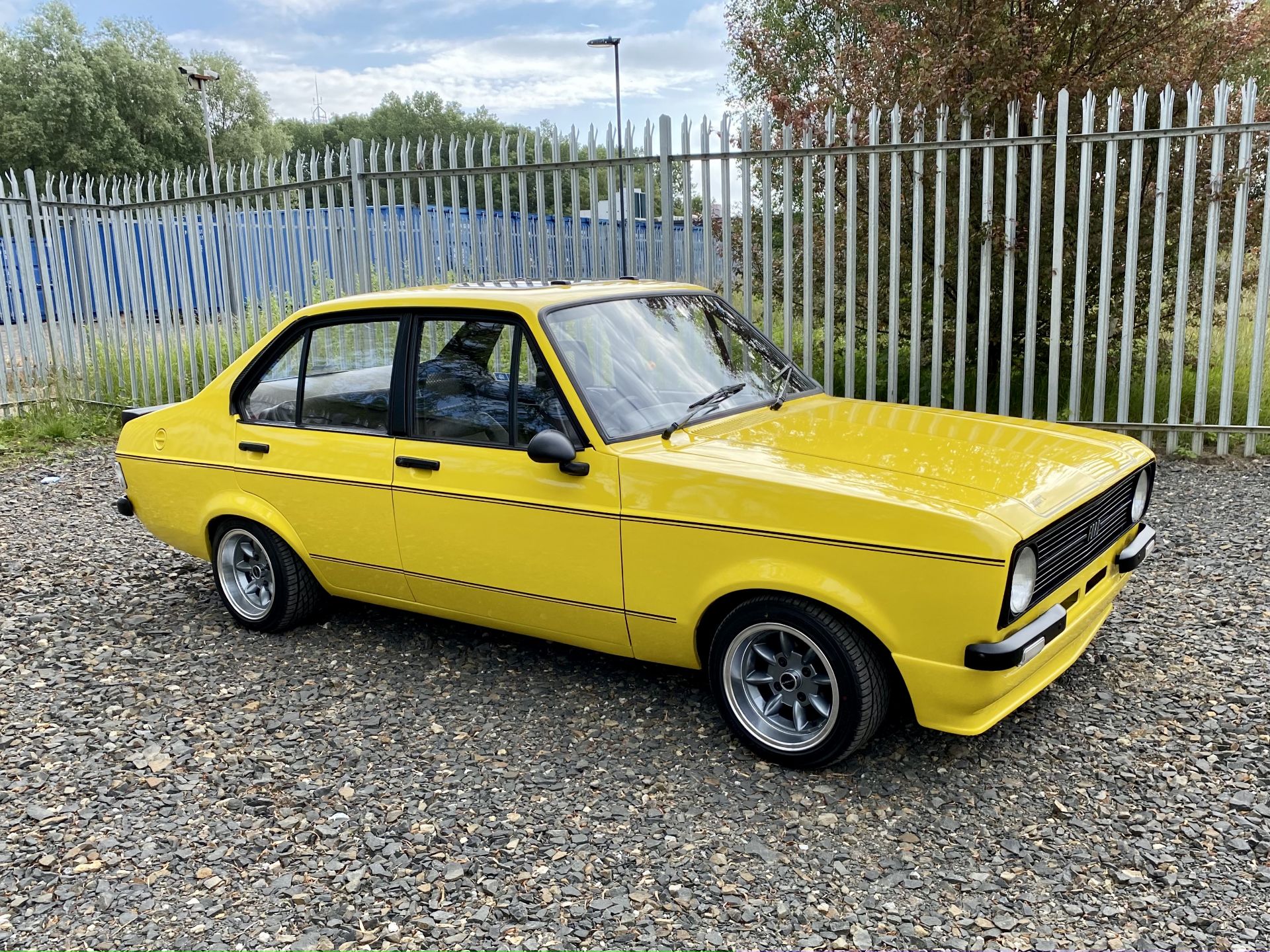 Ford Escort MK2 - Image 2 of 58