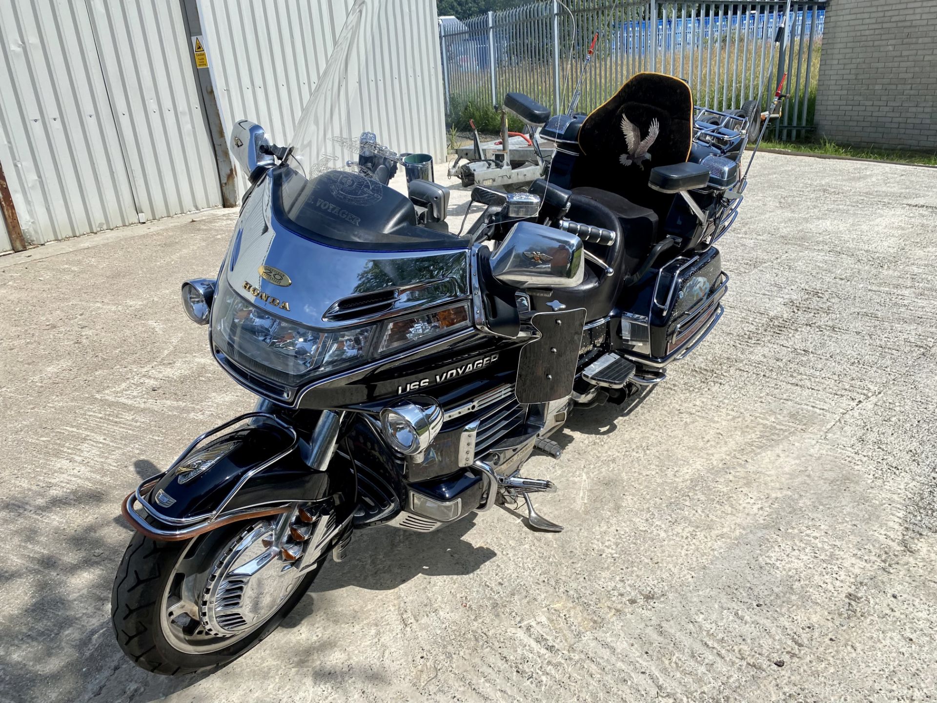 Honda Goldwing - Image 26 of 29