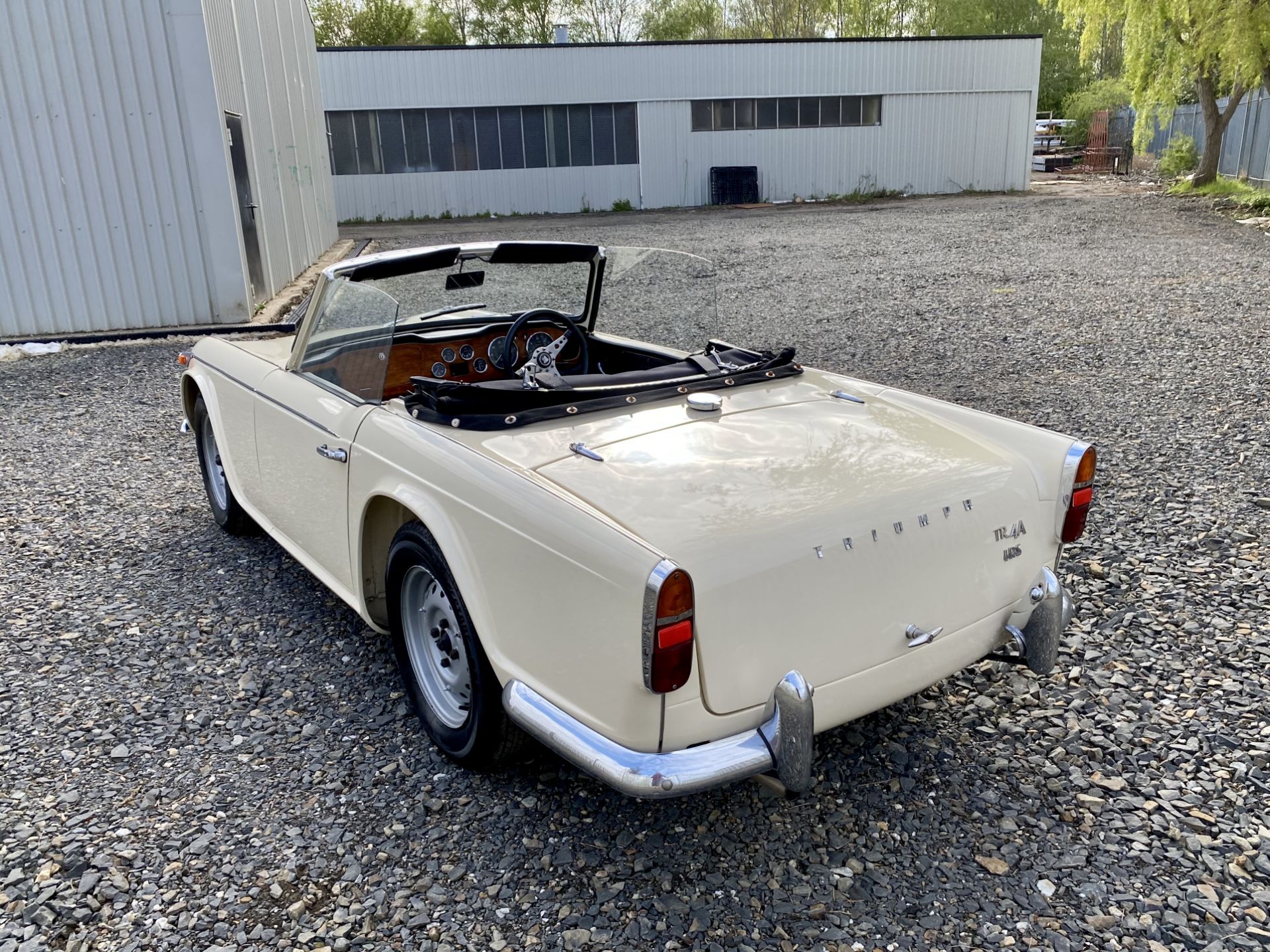 Triumph TR4A - Image 25 of 53