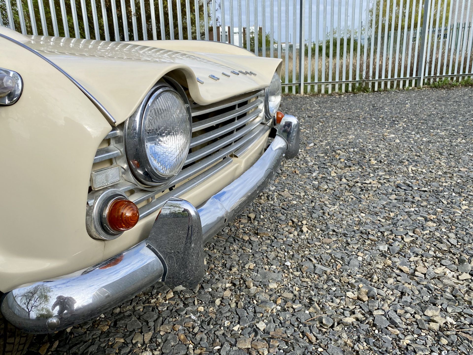 Triumph TR4A - Image 29 of 53