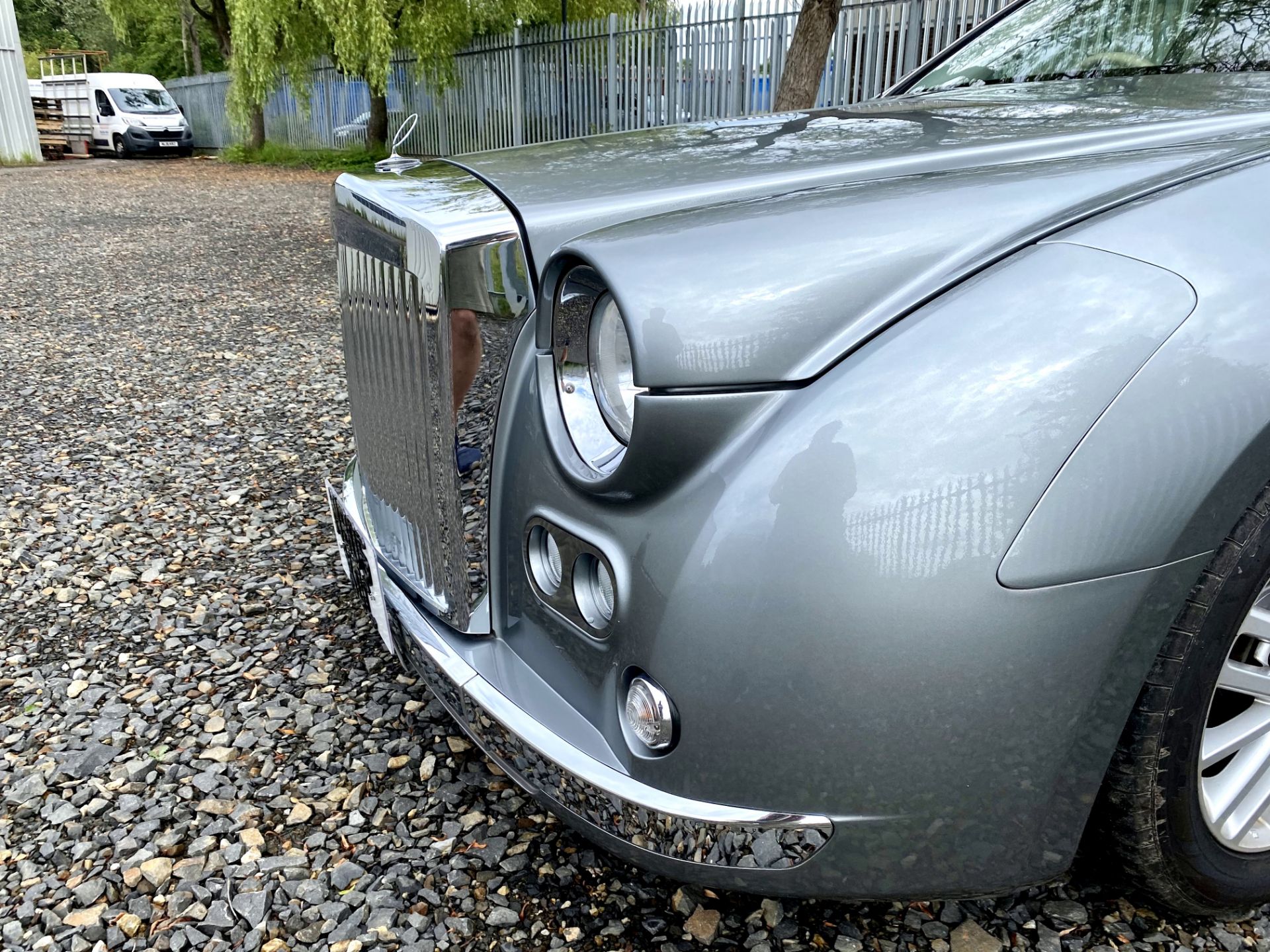 Mitsuoka Galue - Image 23 of 51