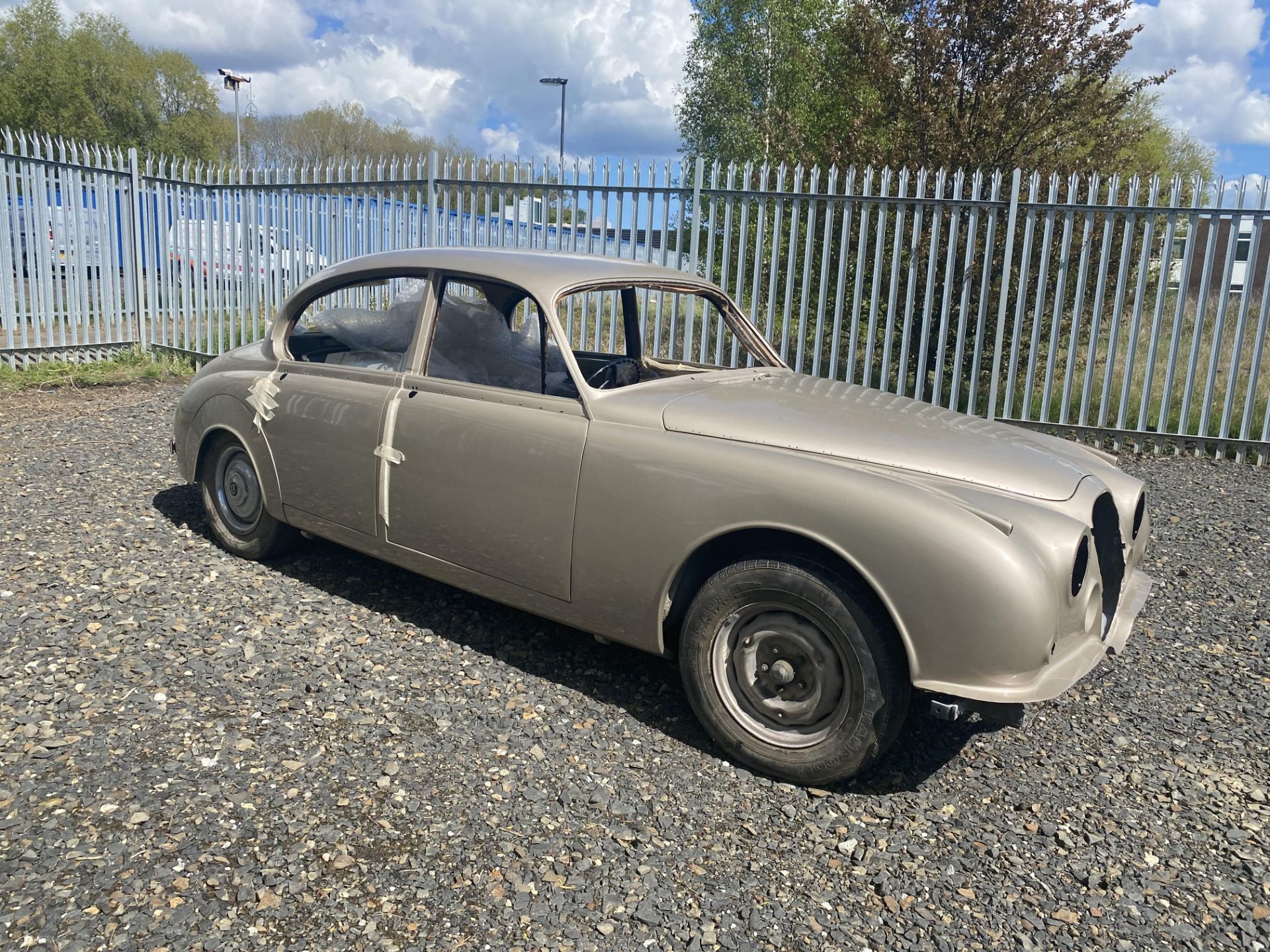 Daimler 250 Saloon - Image 2 of 20