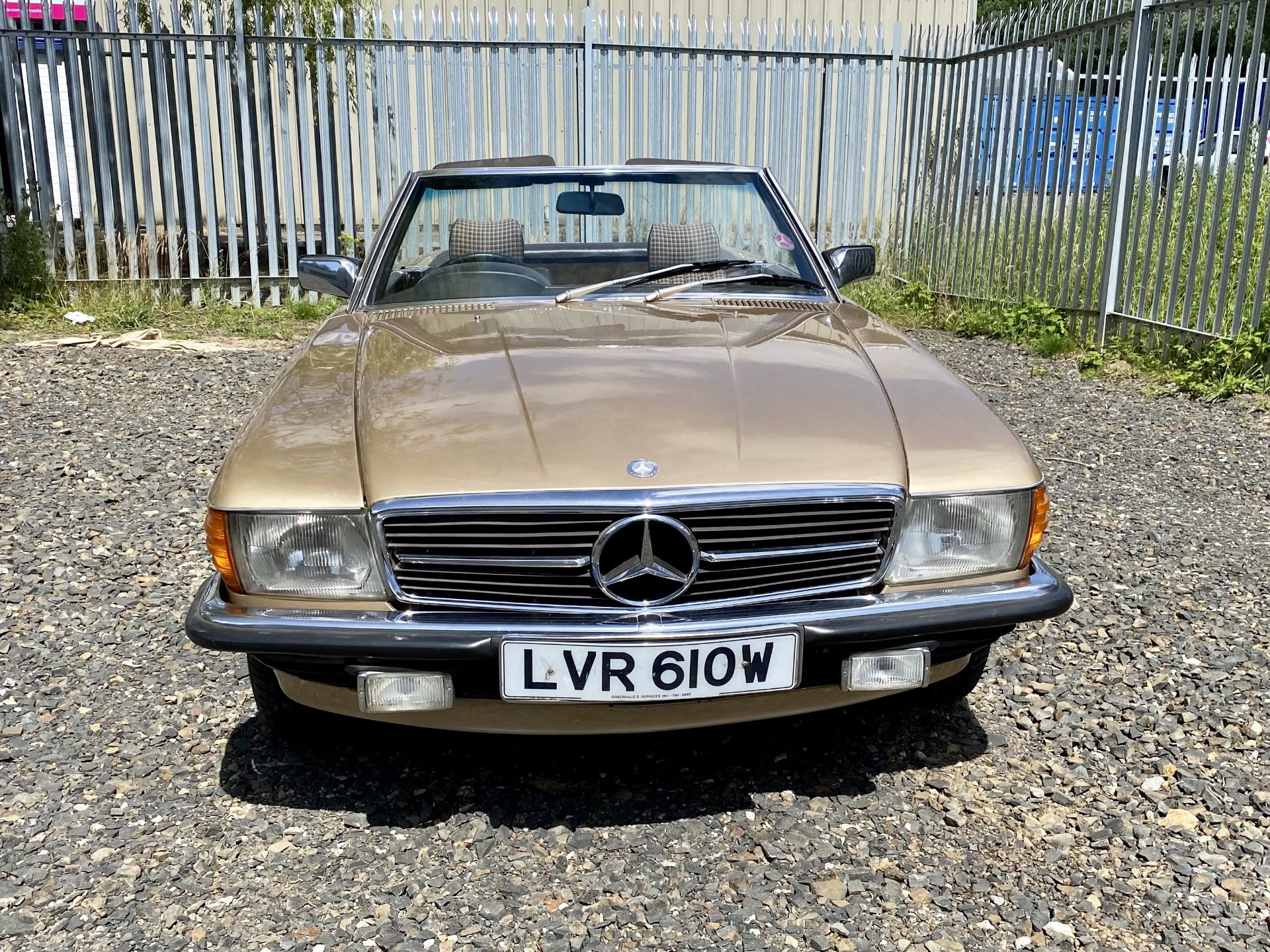 Mercedes 280SL - Image 23 of 62