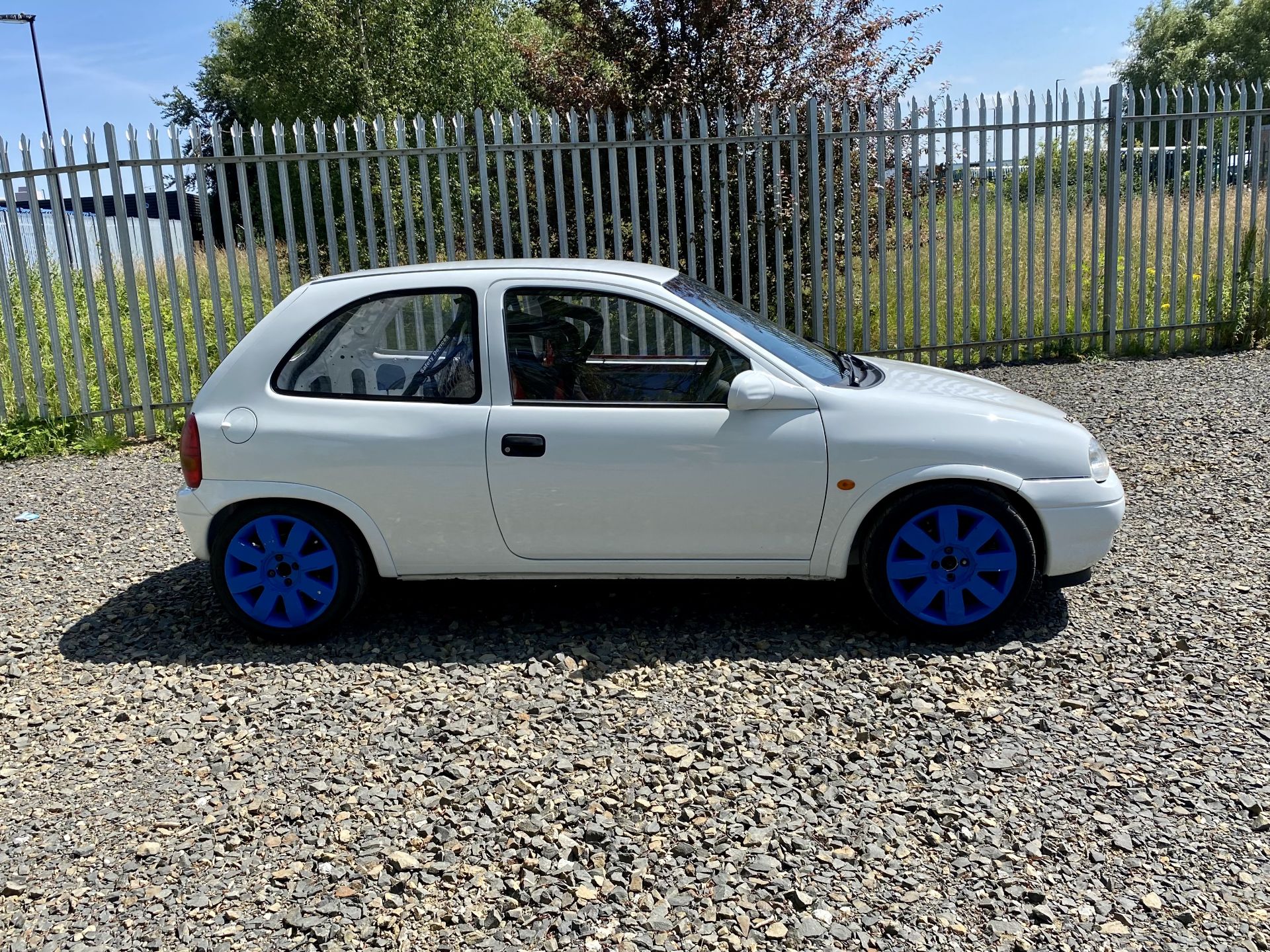 Vauxhall Corsa - Image 3 of 34
