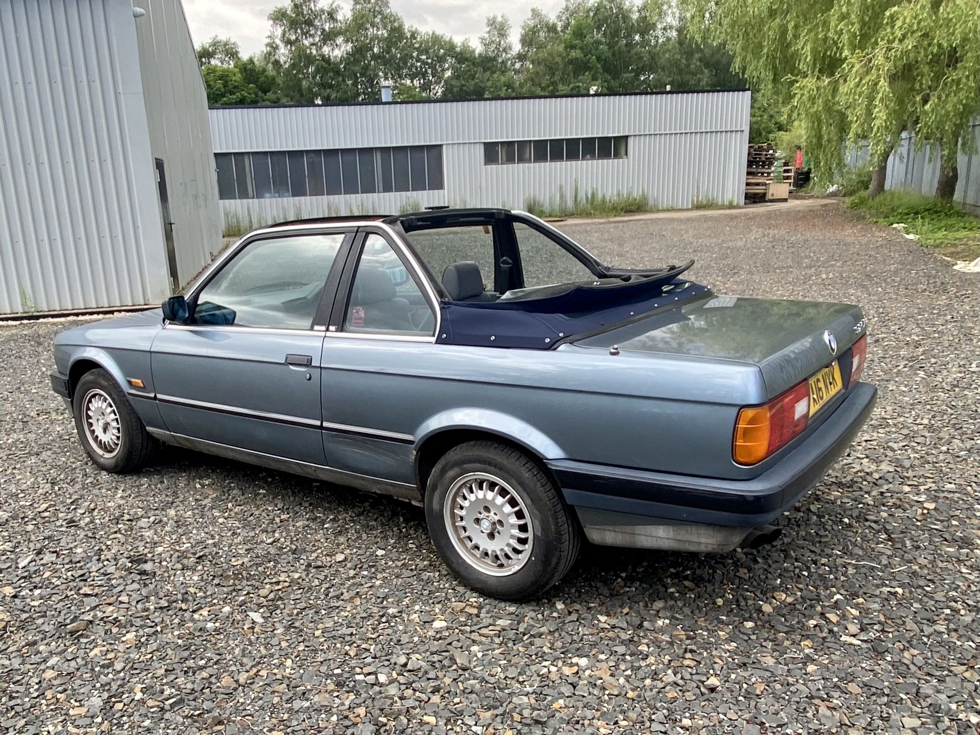 BMW 320i Baur Convertible - Image 10 of 45