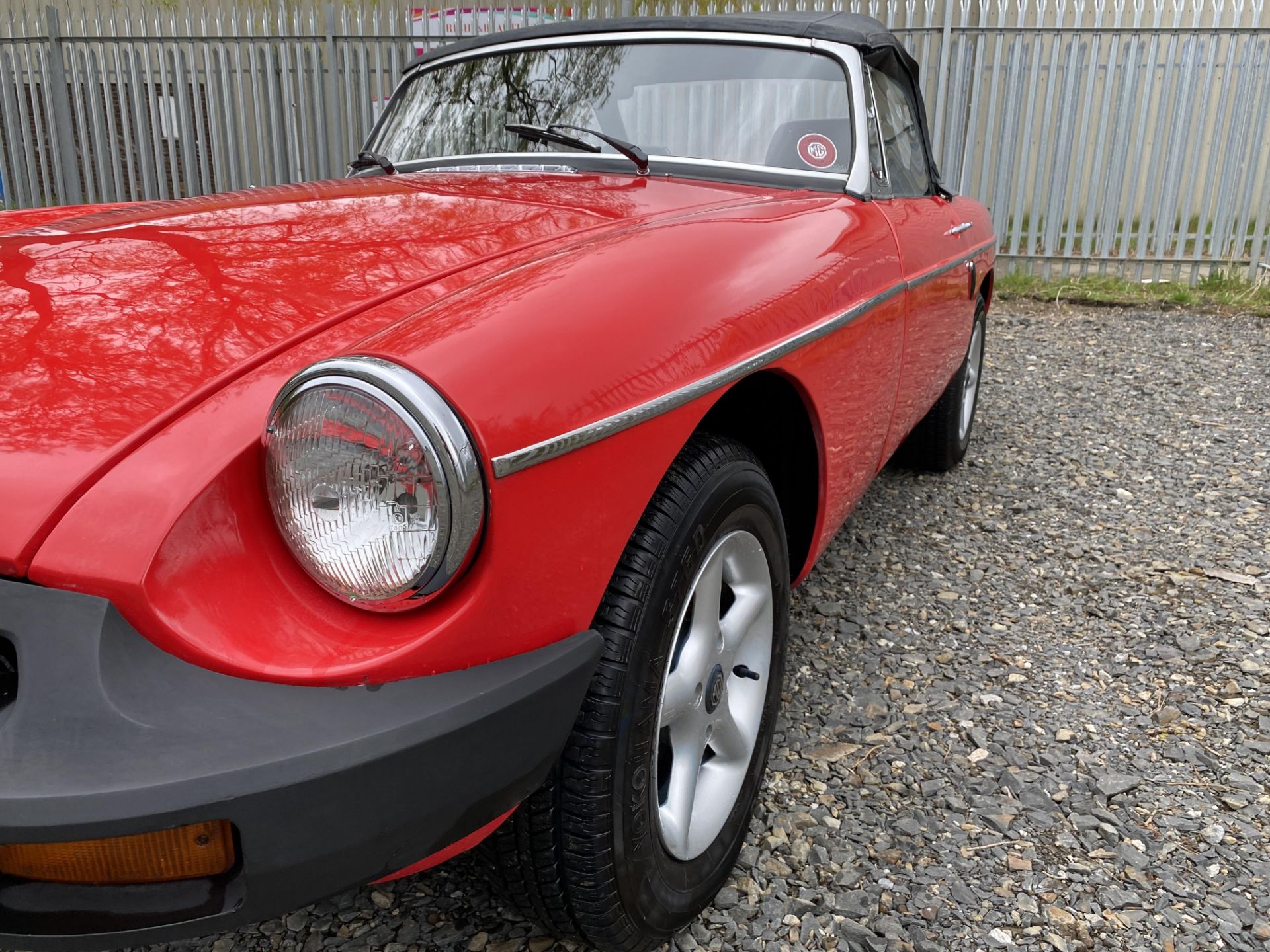 MGB Roadster - Image 21 of 41