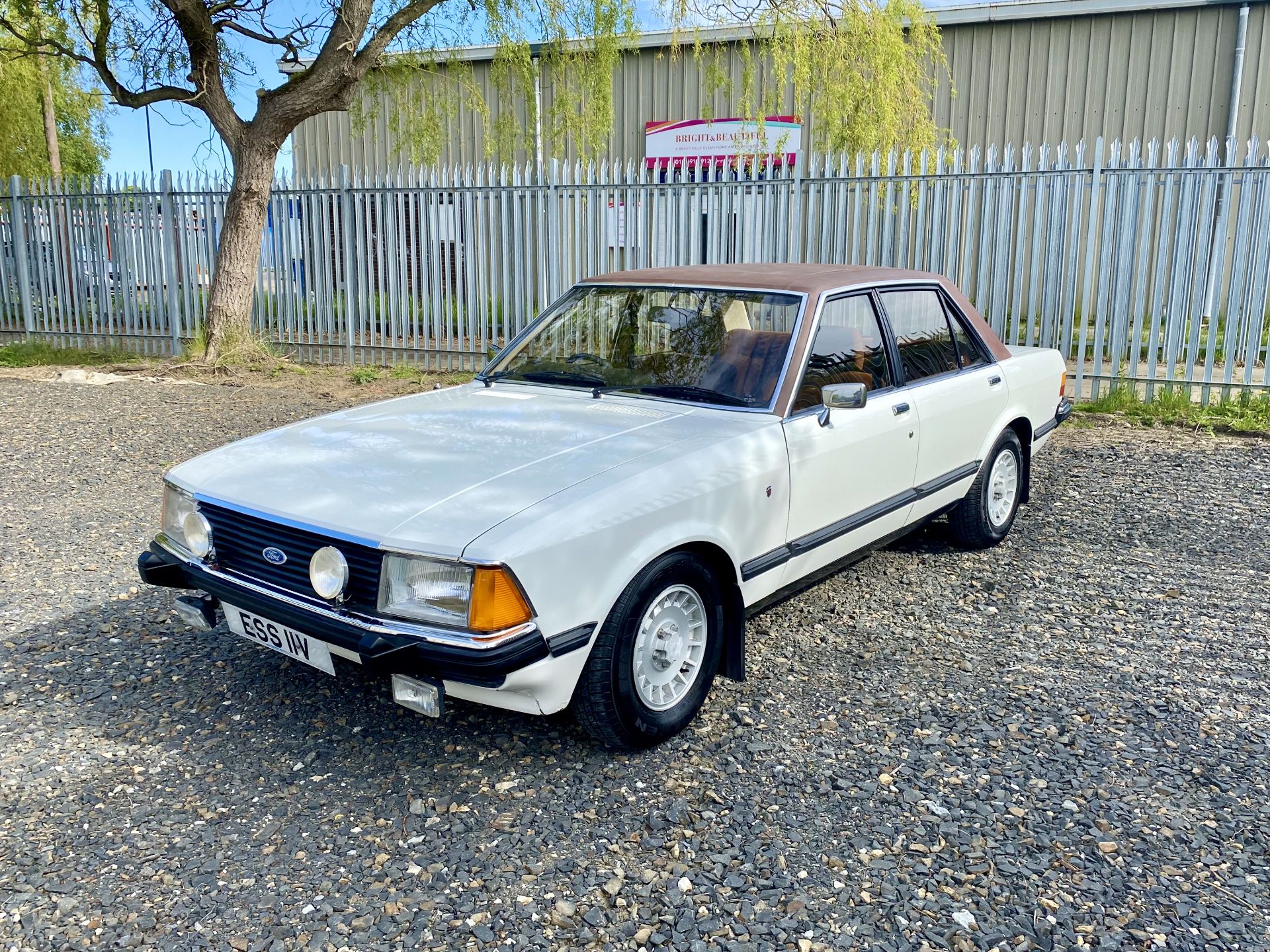 Ford Granada Ghia - Image 21 of 50