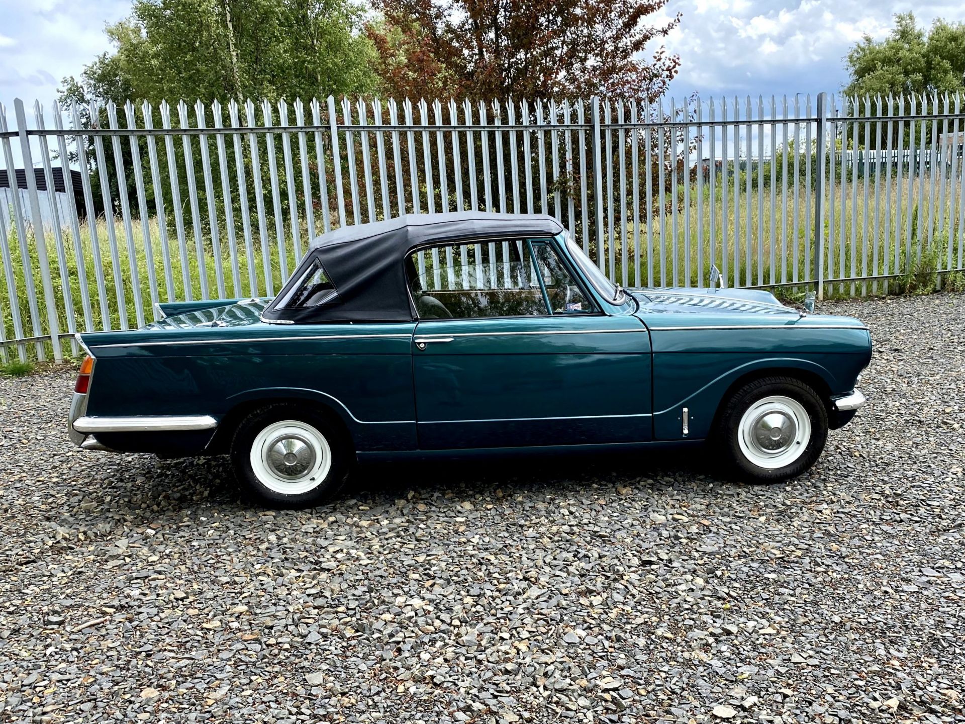 Triumph Vitesse - Image 26 of 45