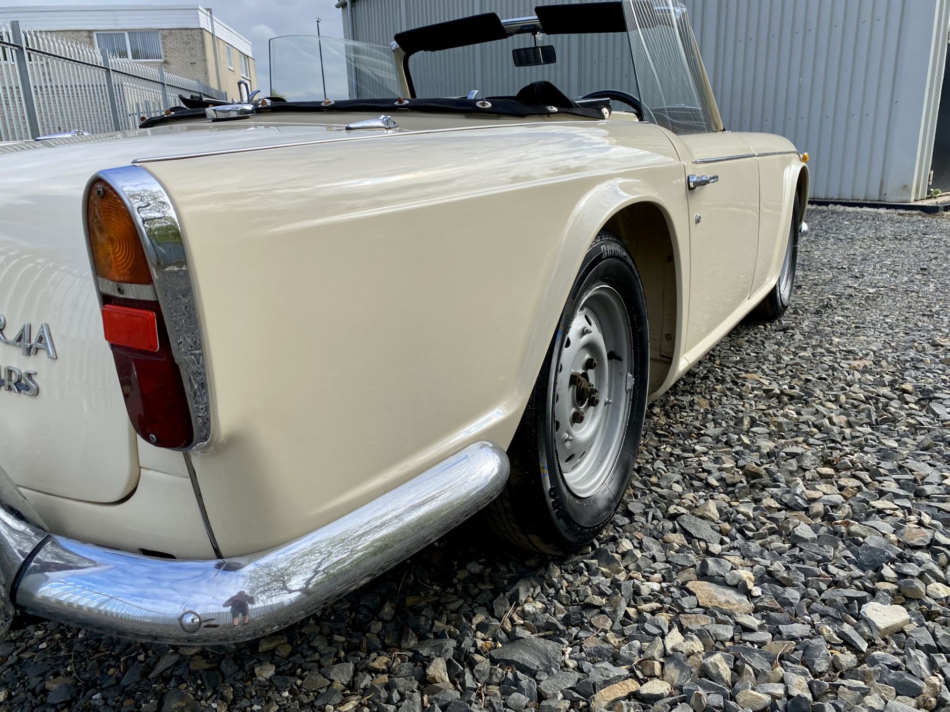 Triumph TR4A - Image 31 of 53