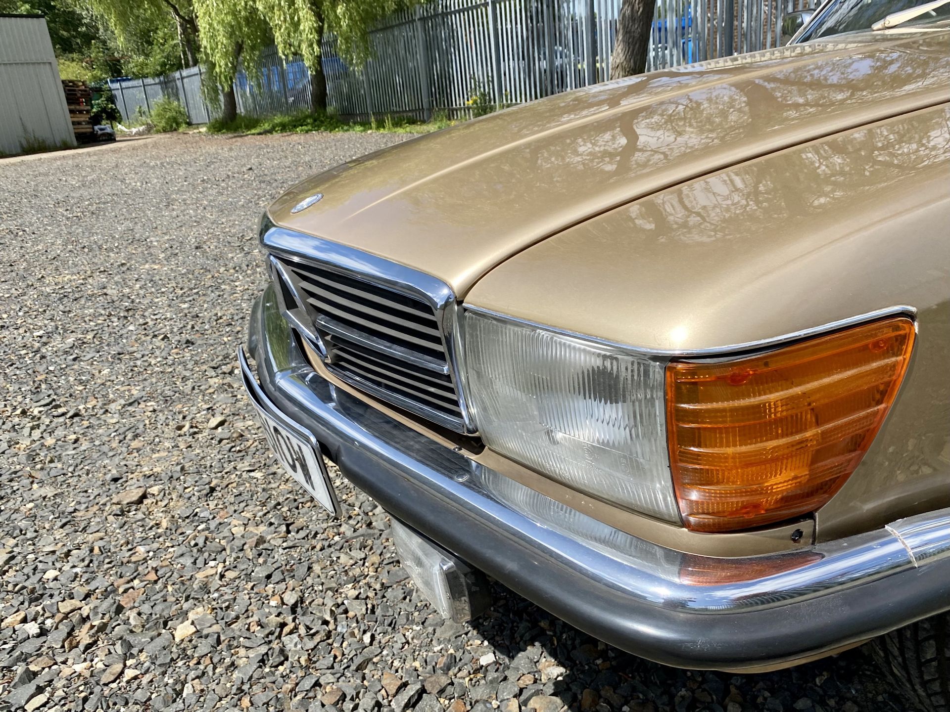 Mercedes 280SL - Image 31 of 62