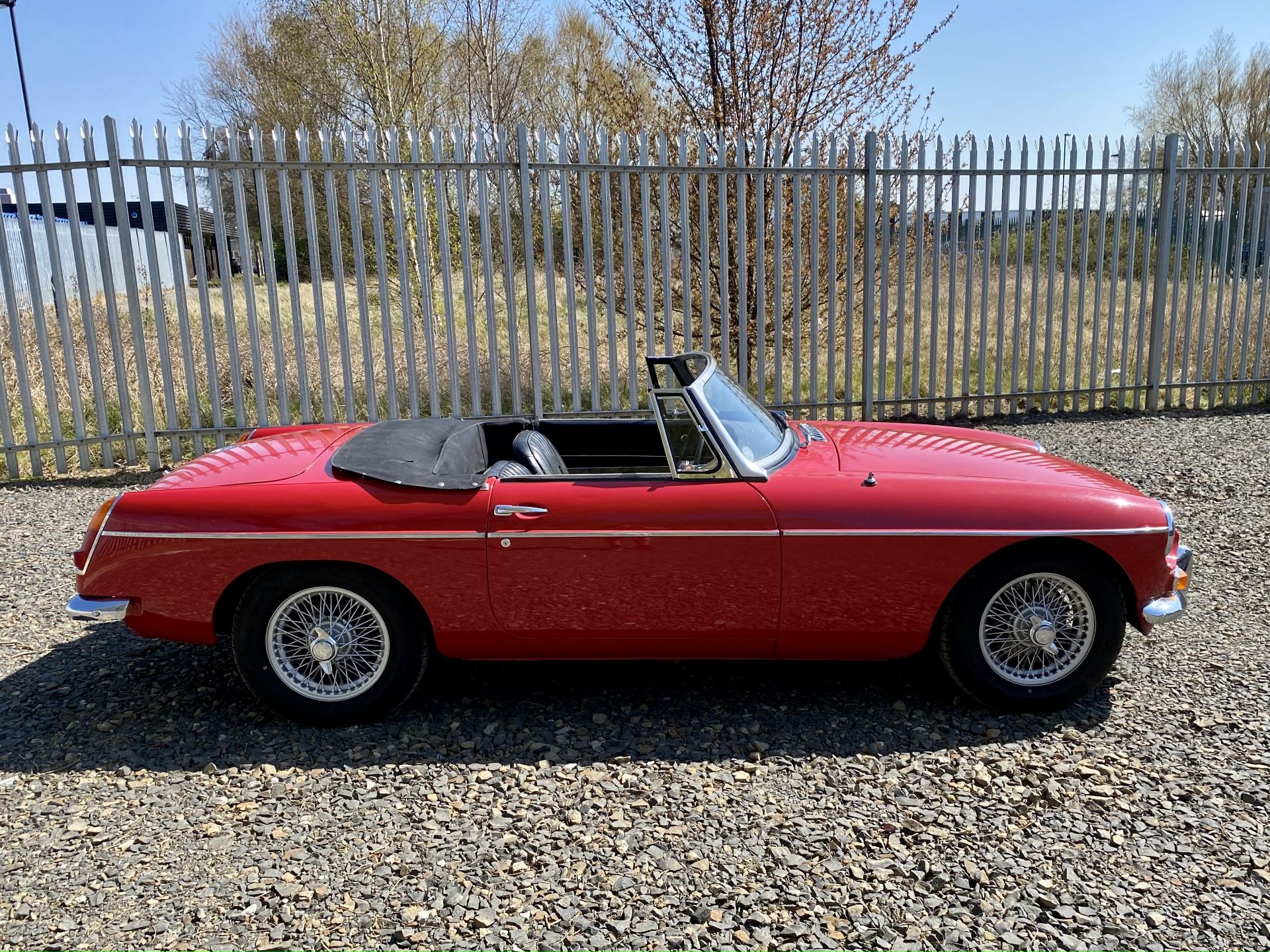 MGB Roadster - Image 52 of 60