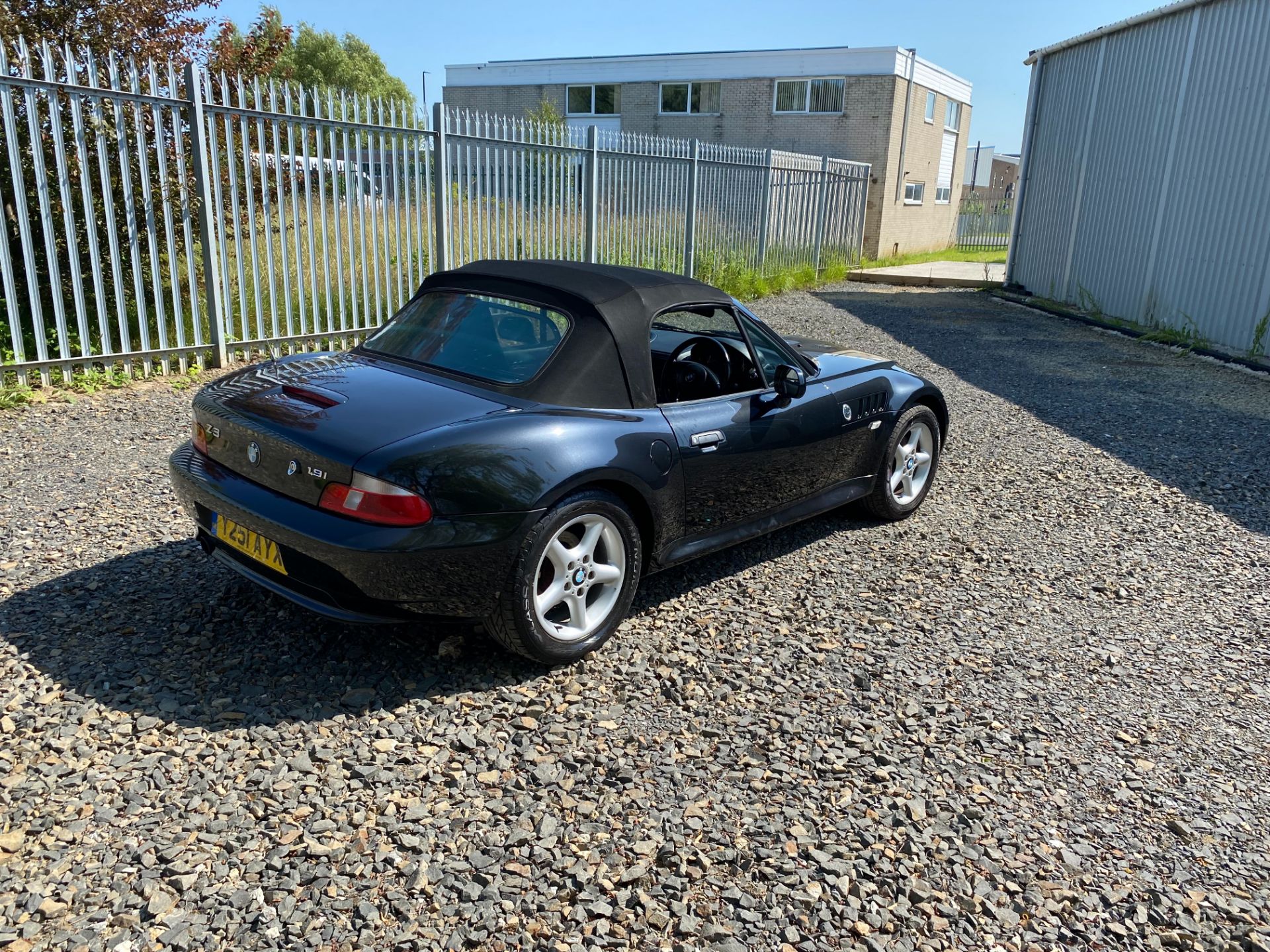 BMW Z3 - Image 40 of 46