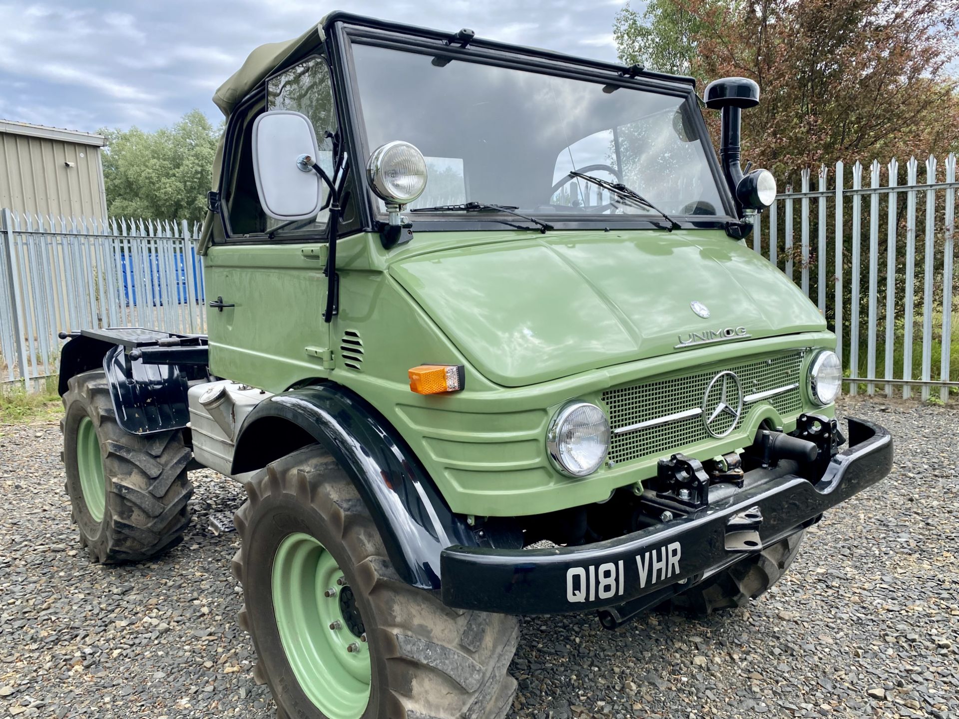 Mercedes Unimog - Image 17 of 33