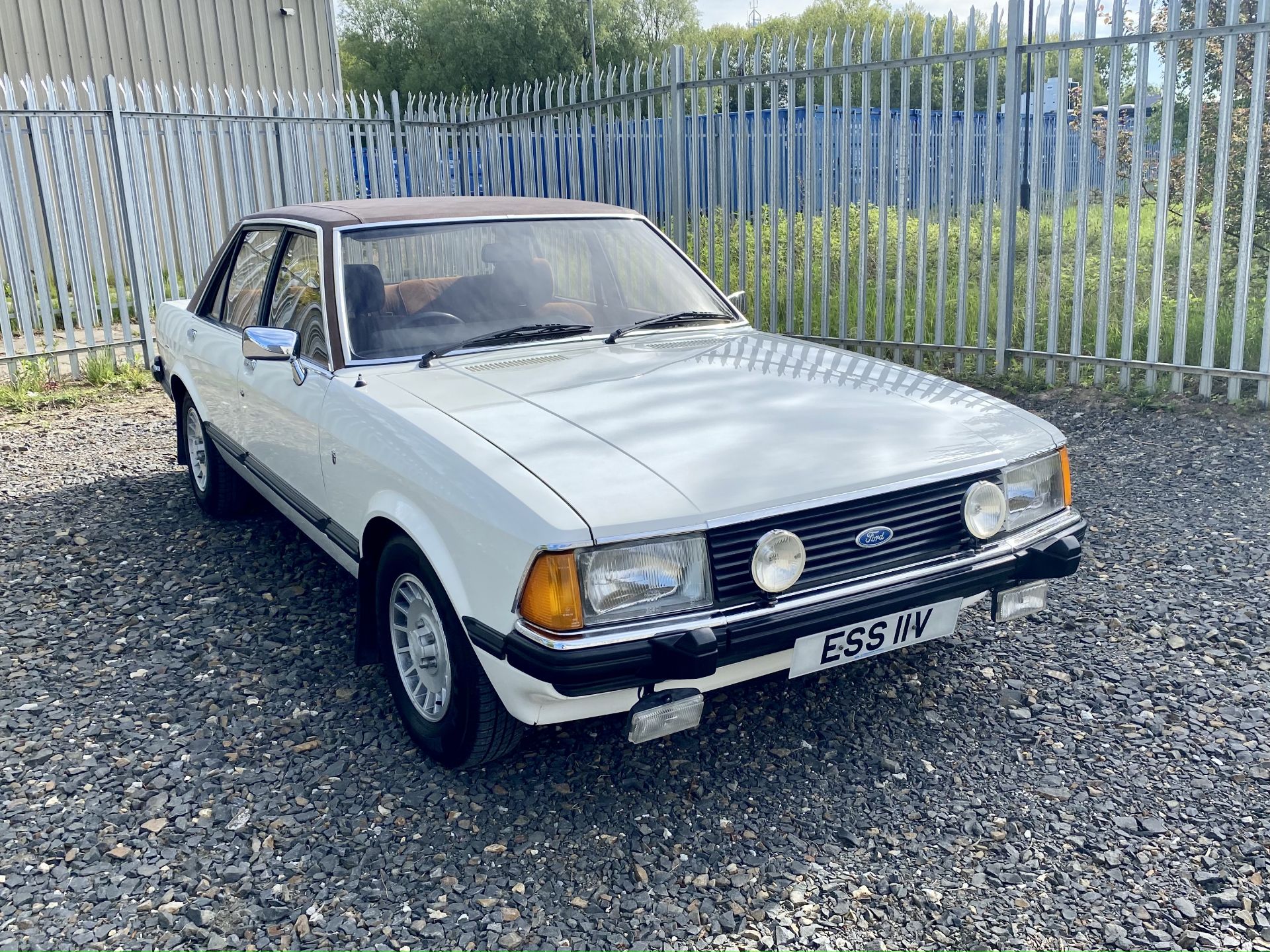 Ford Granada Ghia - Image 24 of 50