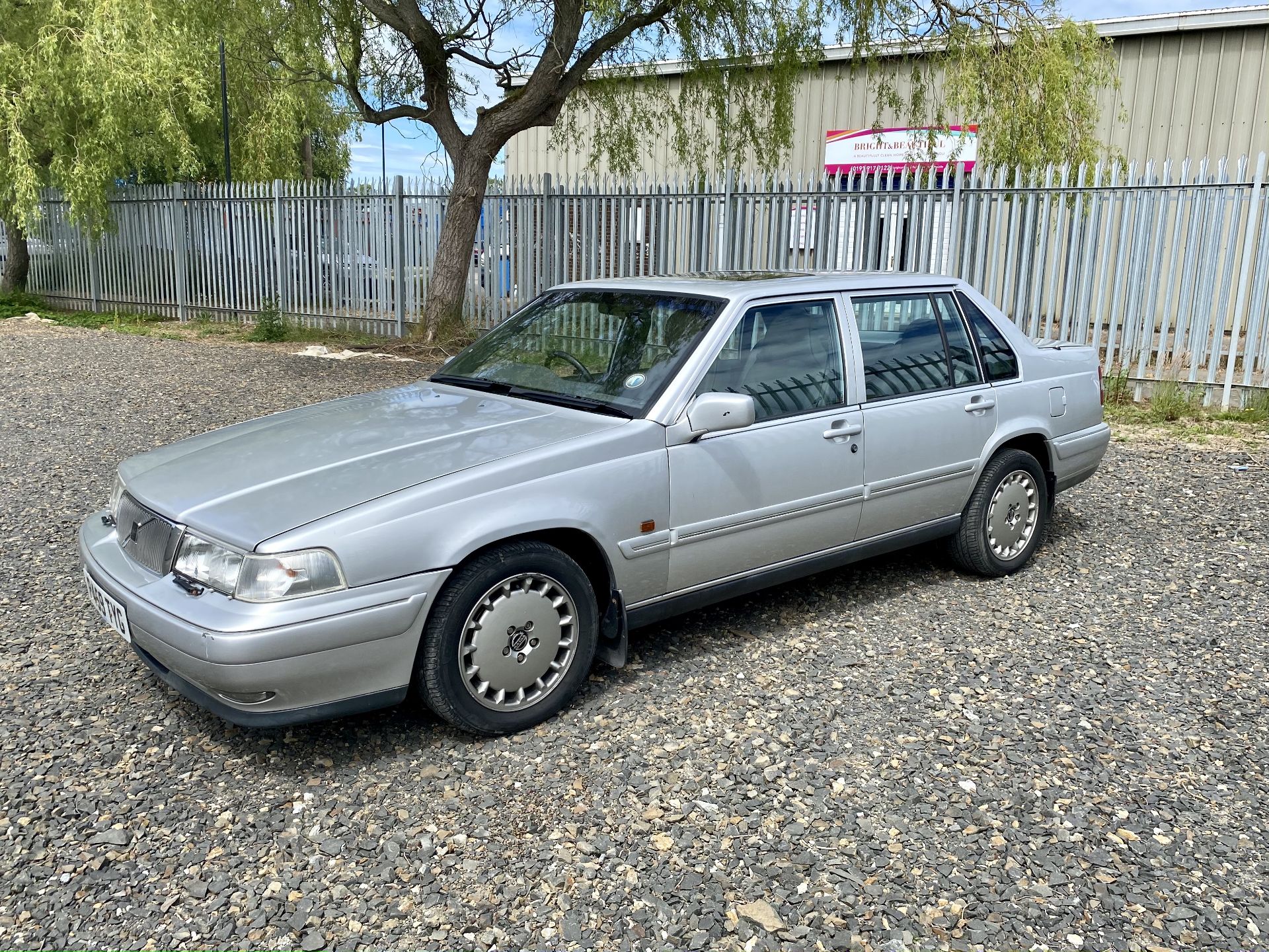 Volvo 960 - Image 12 of 44