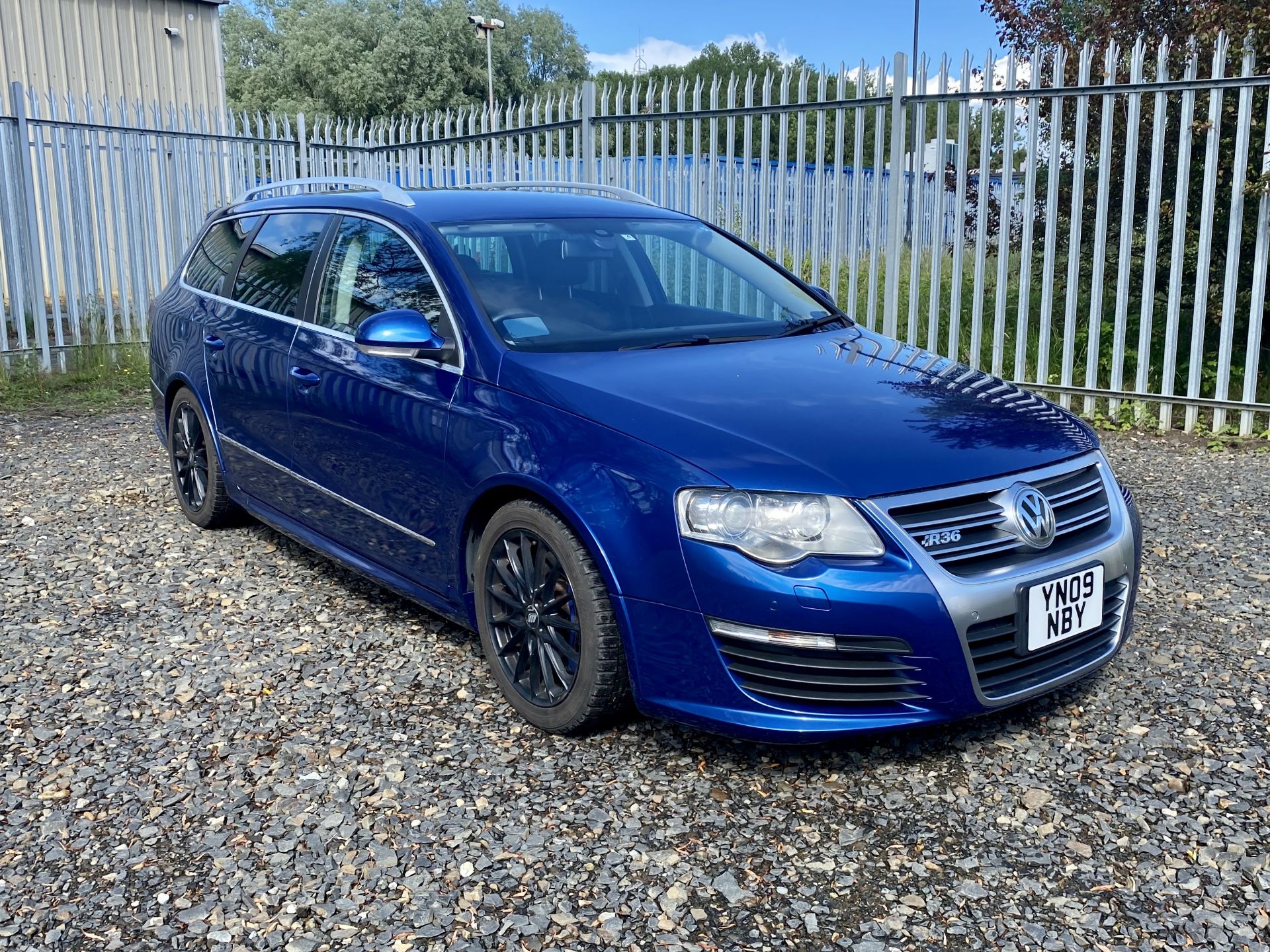 Volkswagen Passat R36