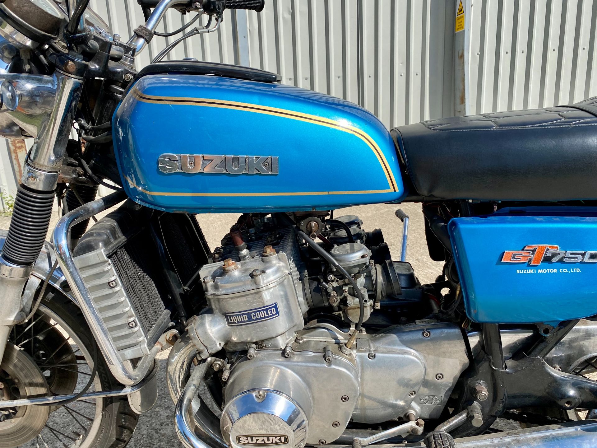 Suzuki GT750 - Image 11 of 21