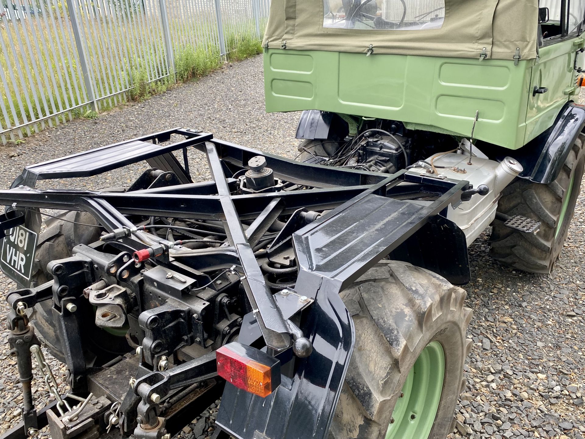 Mercedes Unimog - Image 28 of 33