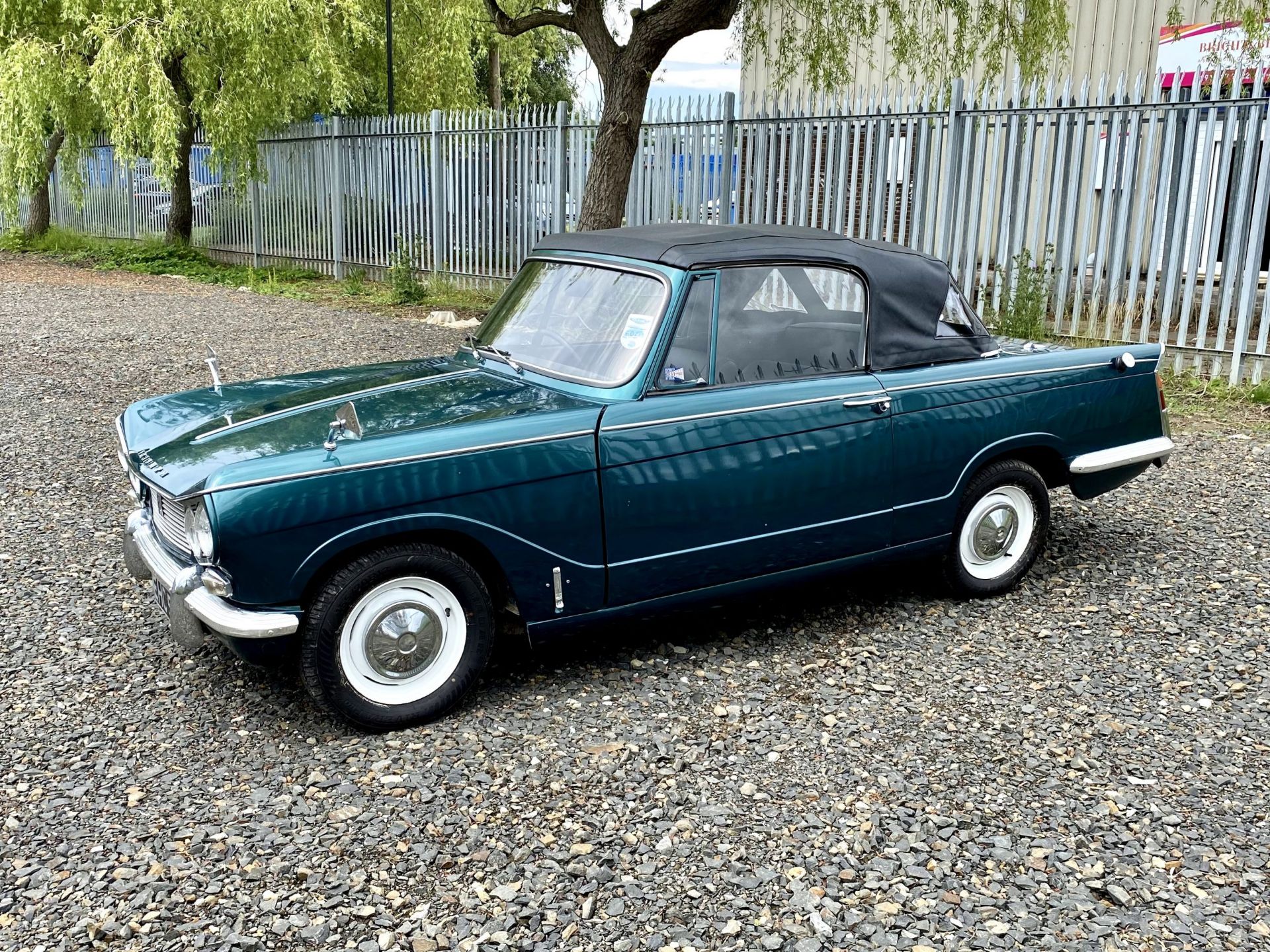 Triumph Vitesse - Image 18 of 45