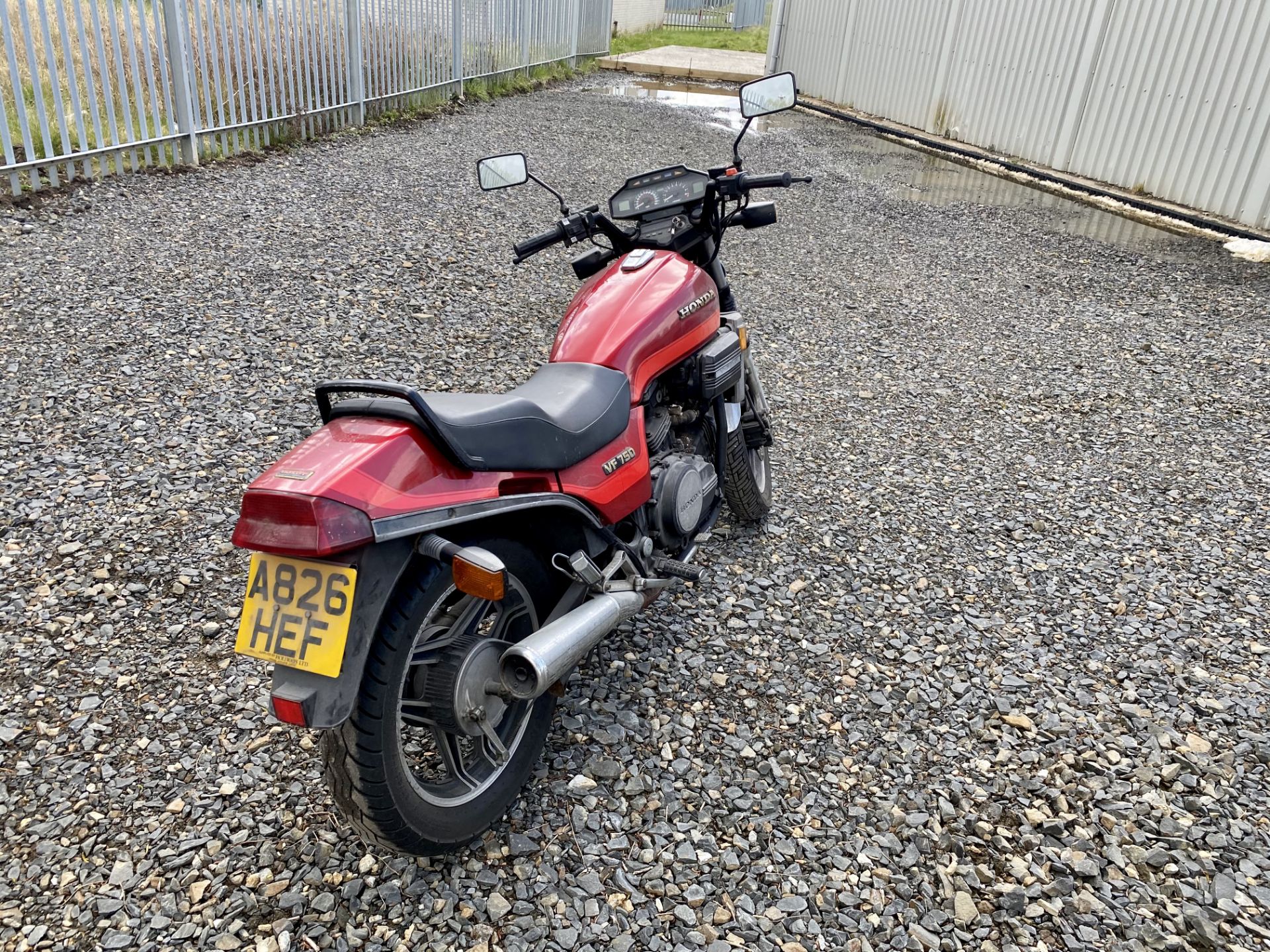 Honda VF750 - Image 6 of 23