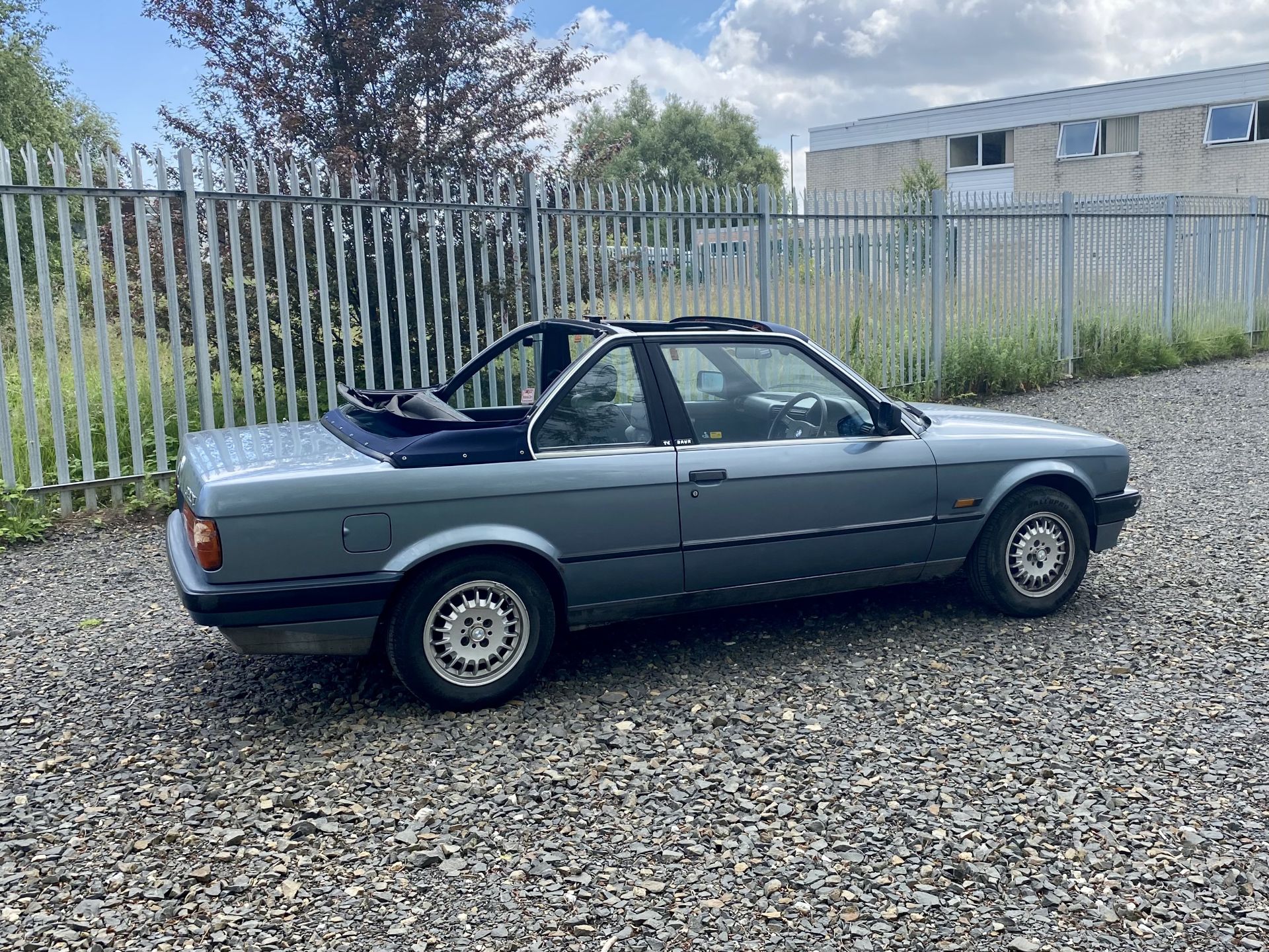 BMW 320i Baur Convertible - Image 5 of 45