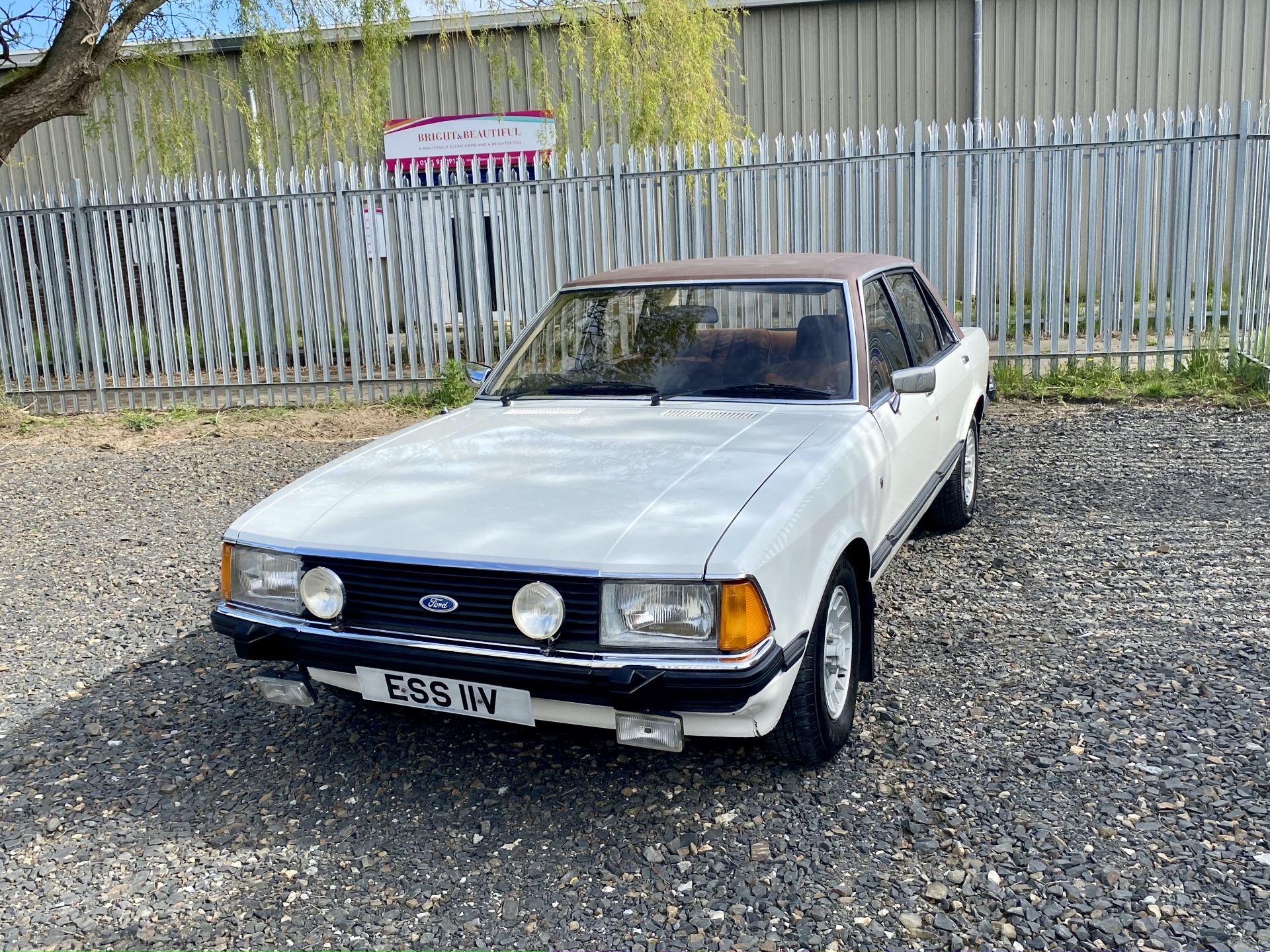 Ford Granada Ghia - Image 22 of 50