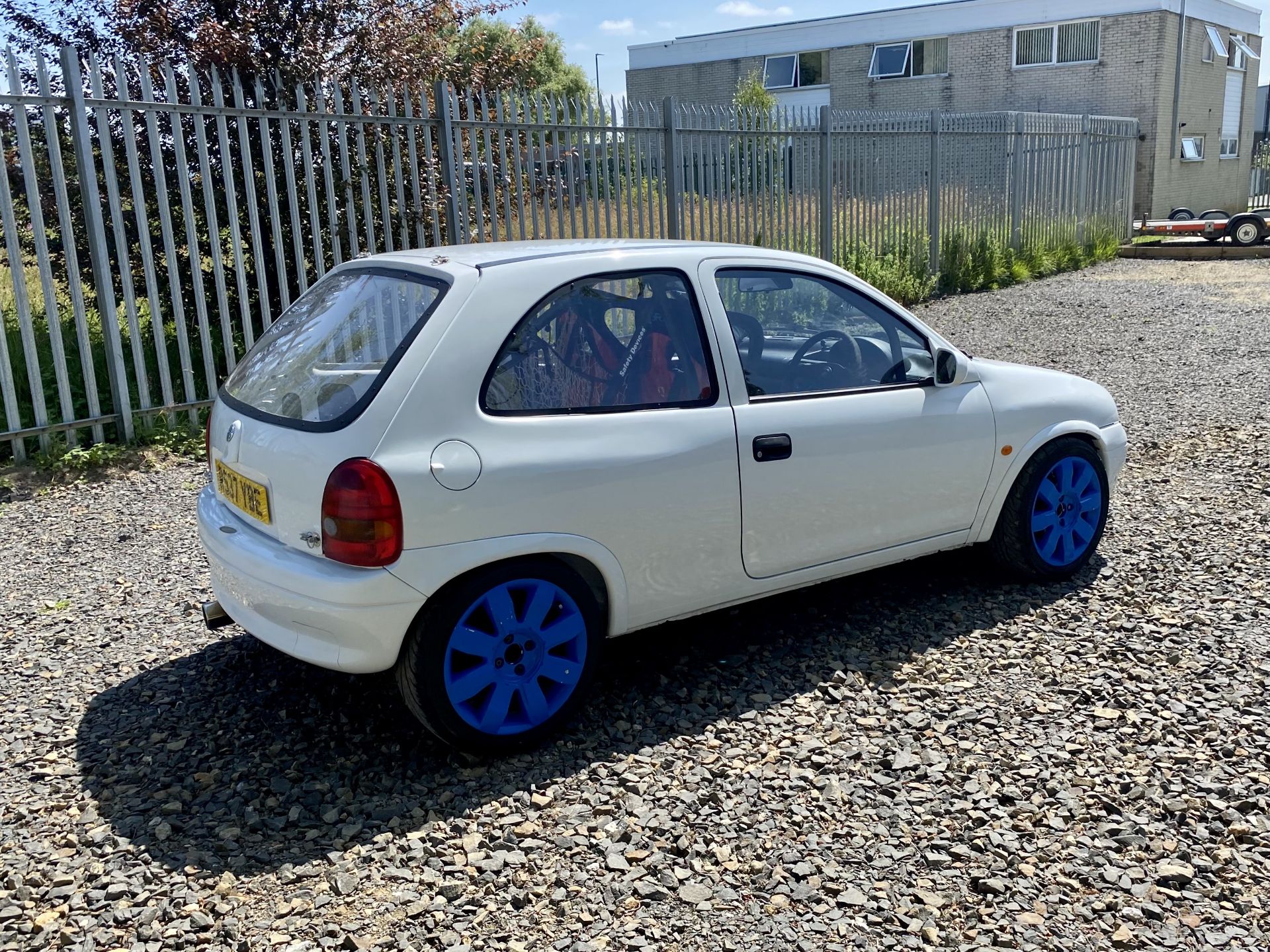 Vauxhall Corsa - Image 4 of 34