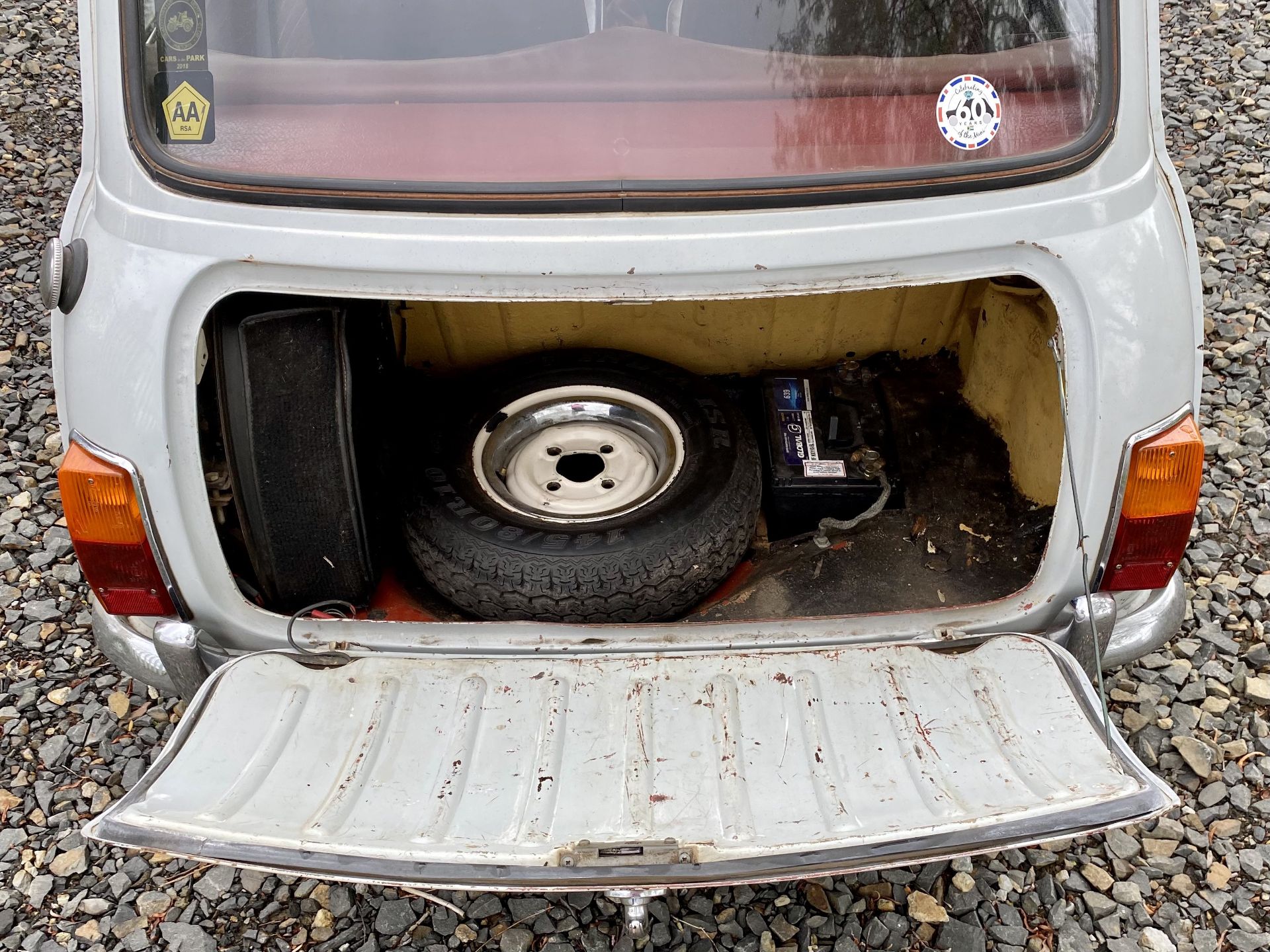 Wolseley 1000 - Image 41 of 49