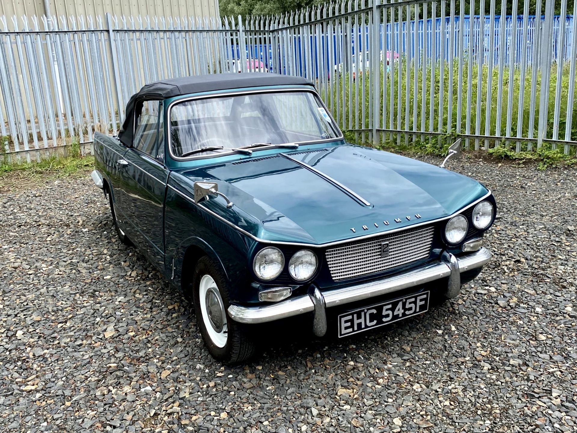 Triumph Vitesse - Image 15 of 45