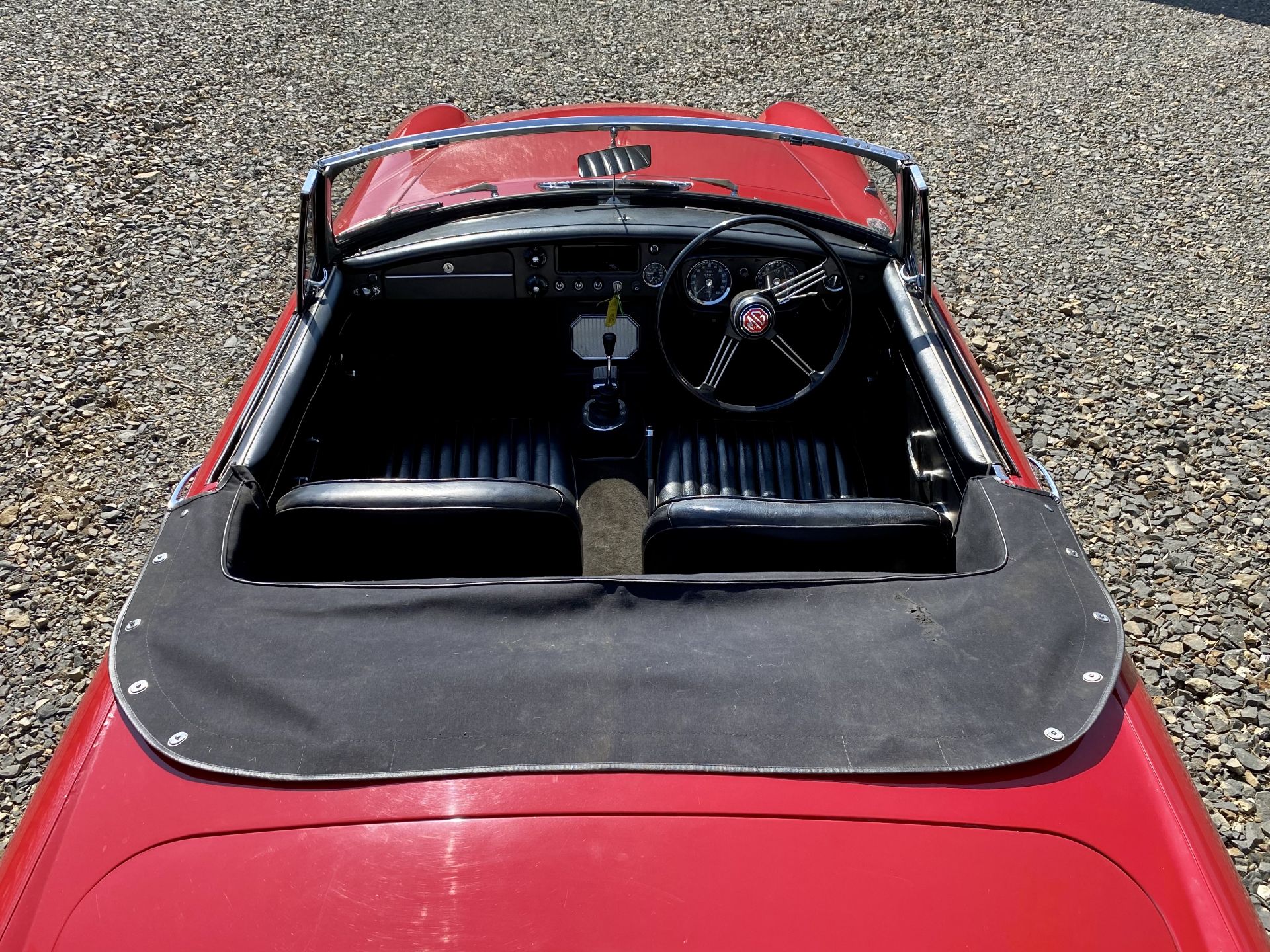 MGB Roadster - Image 50 of 60