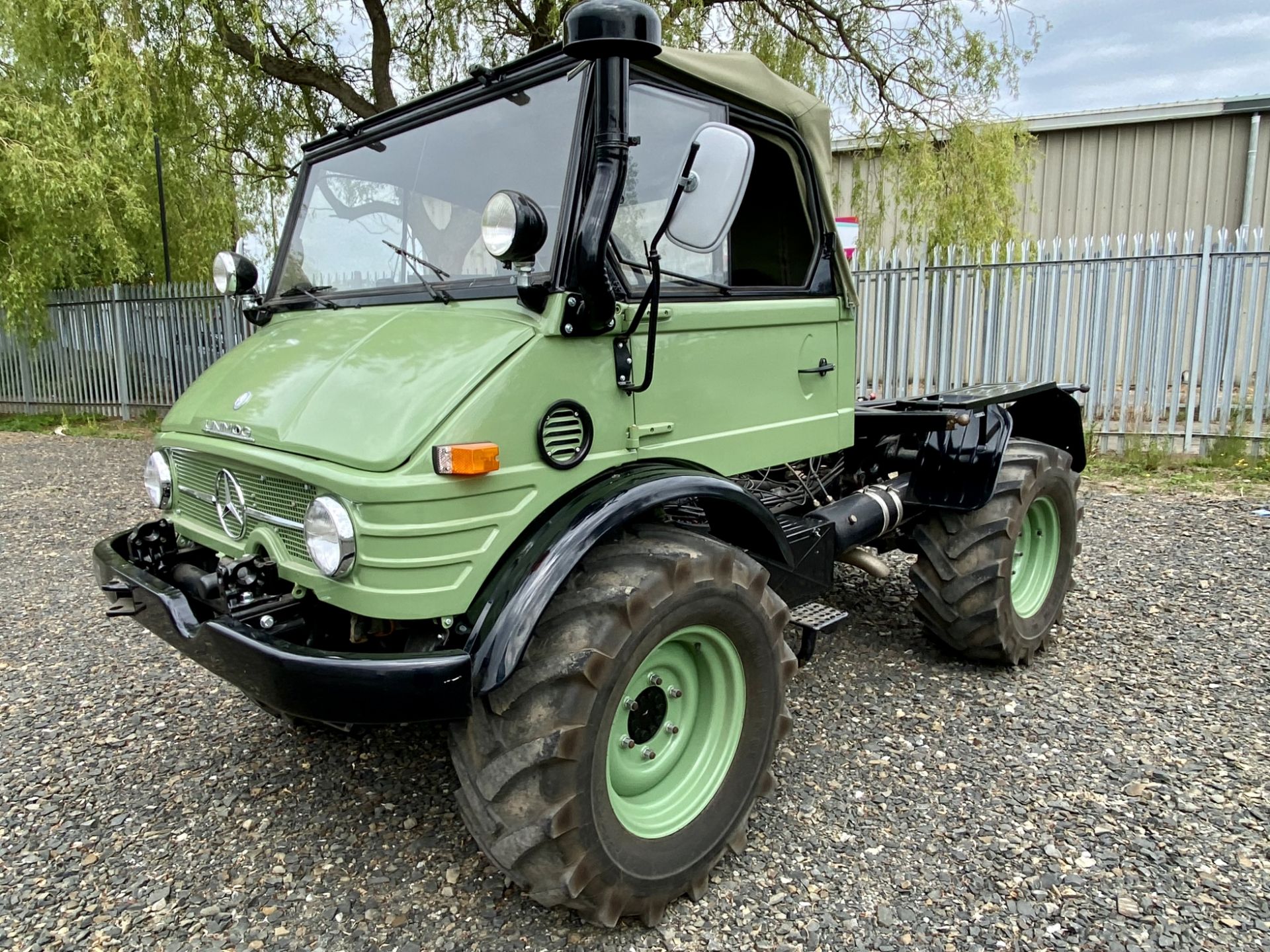 Mercedes Unimog - Image 20 of 33