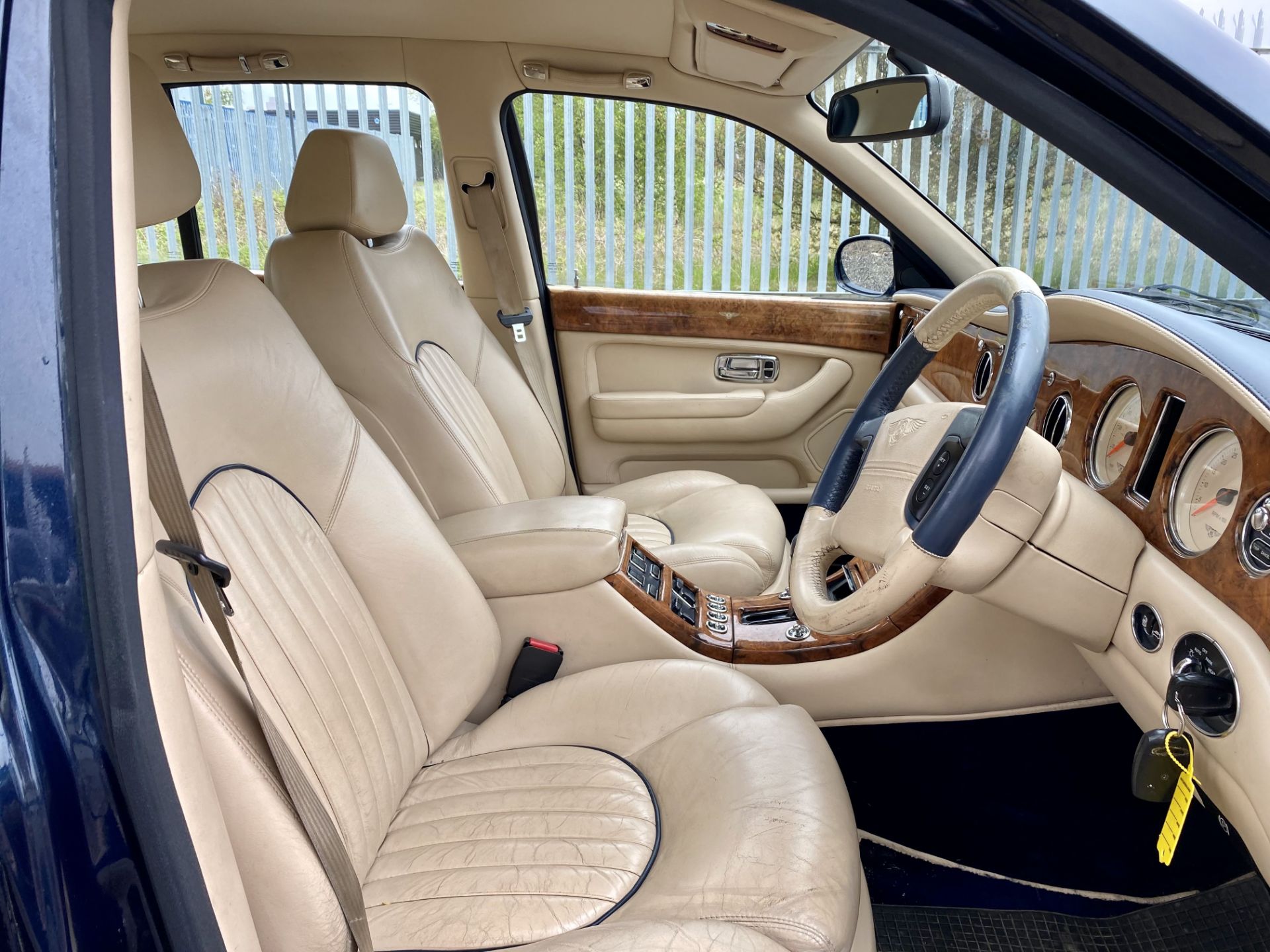 Bentley Arnage - Image 27 of 41