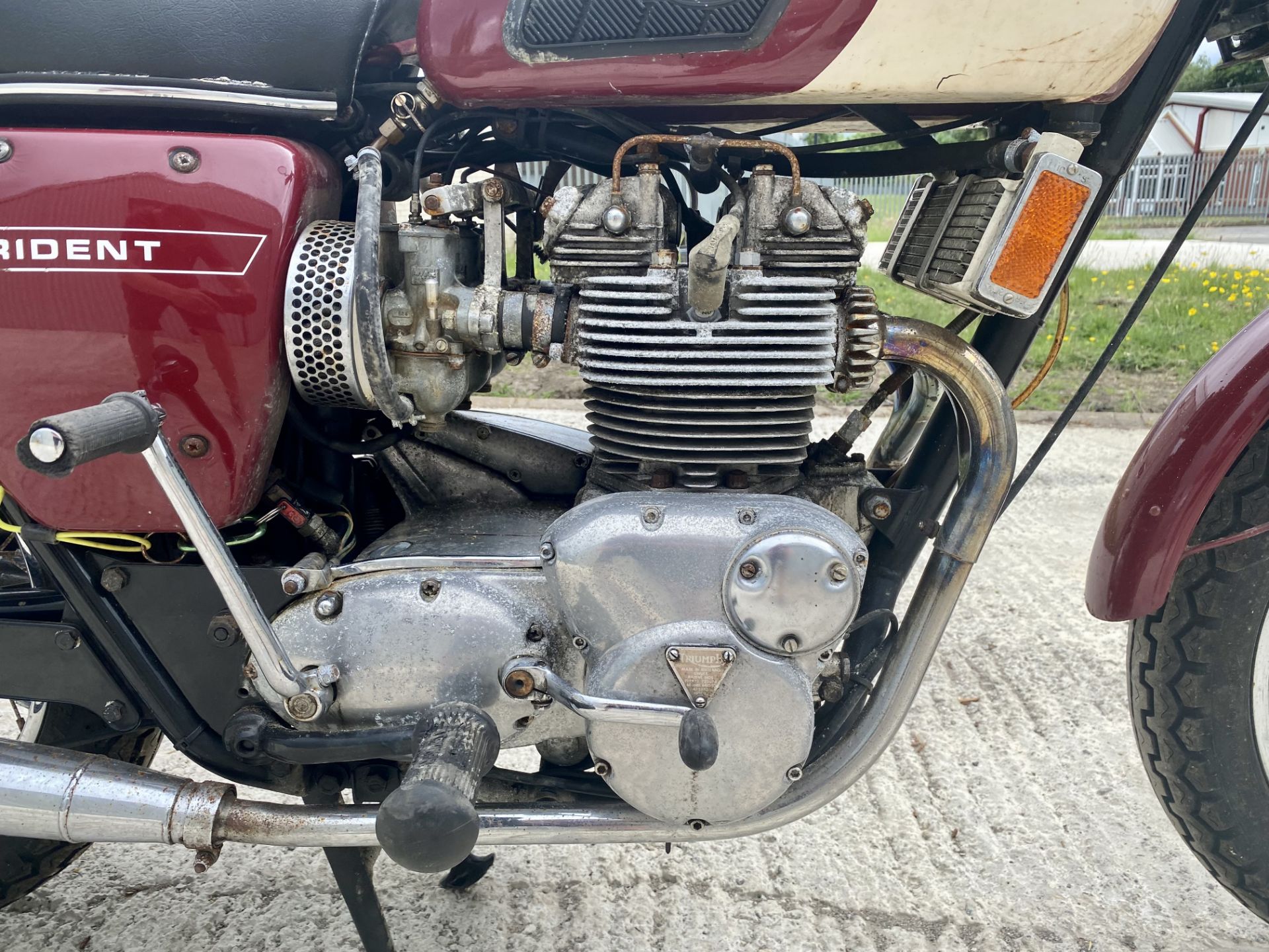 Triumph Trident - Image 16 of 29