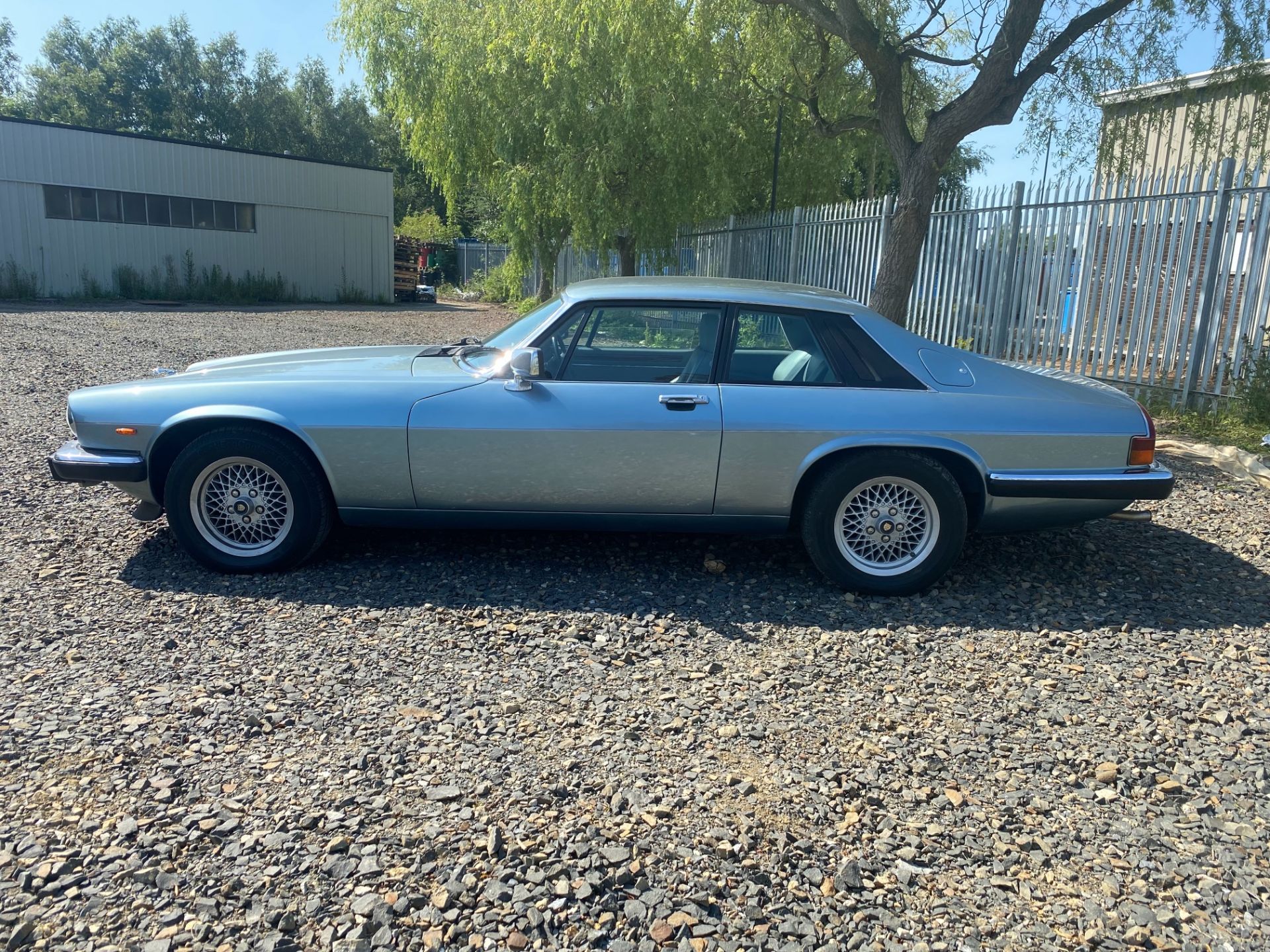 Jaguar XJS V12 coupe - Image 11 of 28