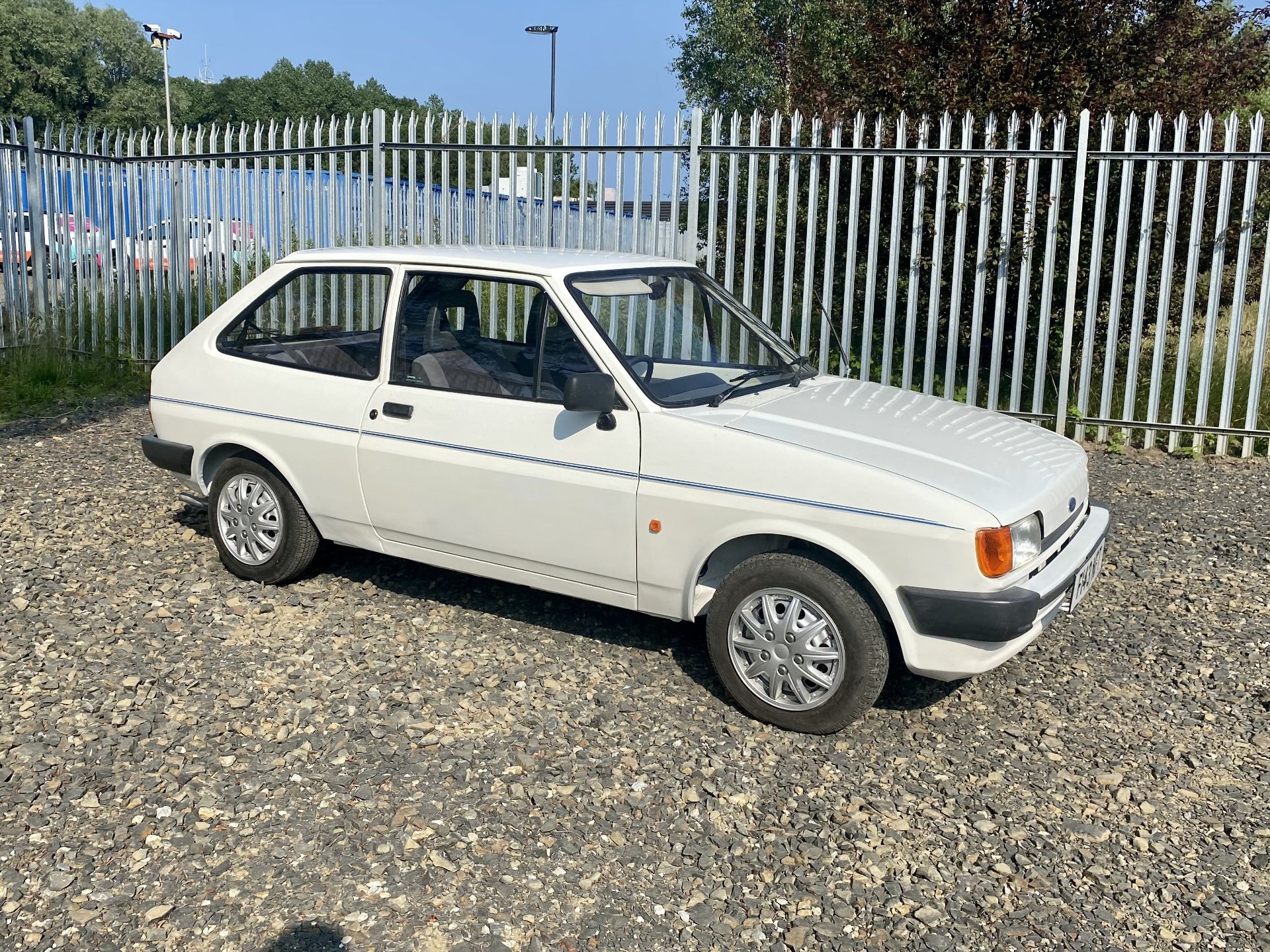 Ford Fiesta MK2 - Image 2 of 43