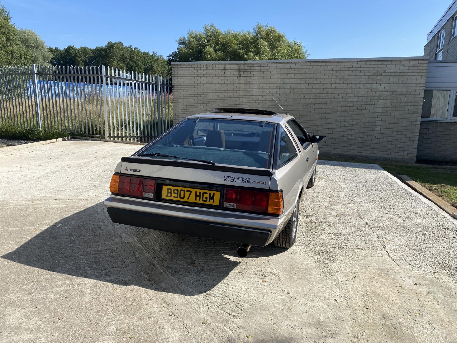 Mitsubishi Colt Starion Turbo - Image 6 of 50